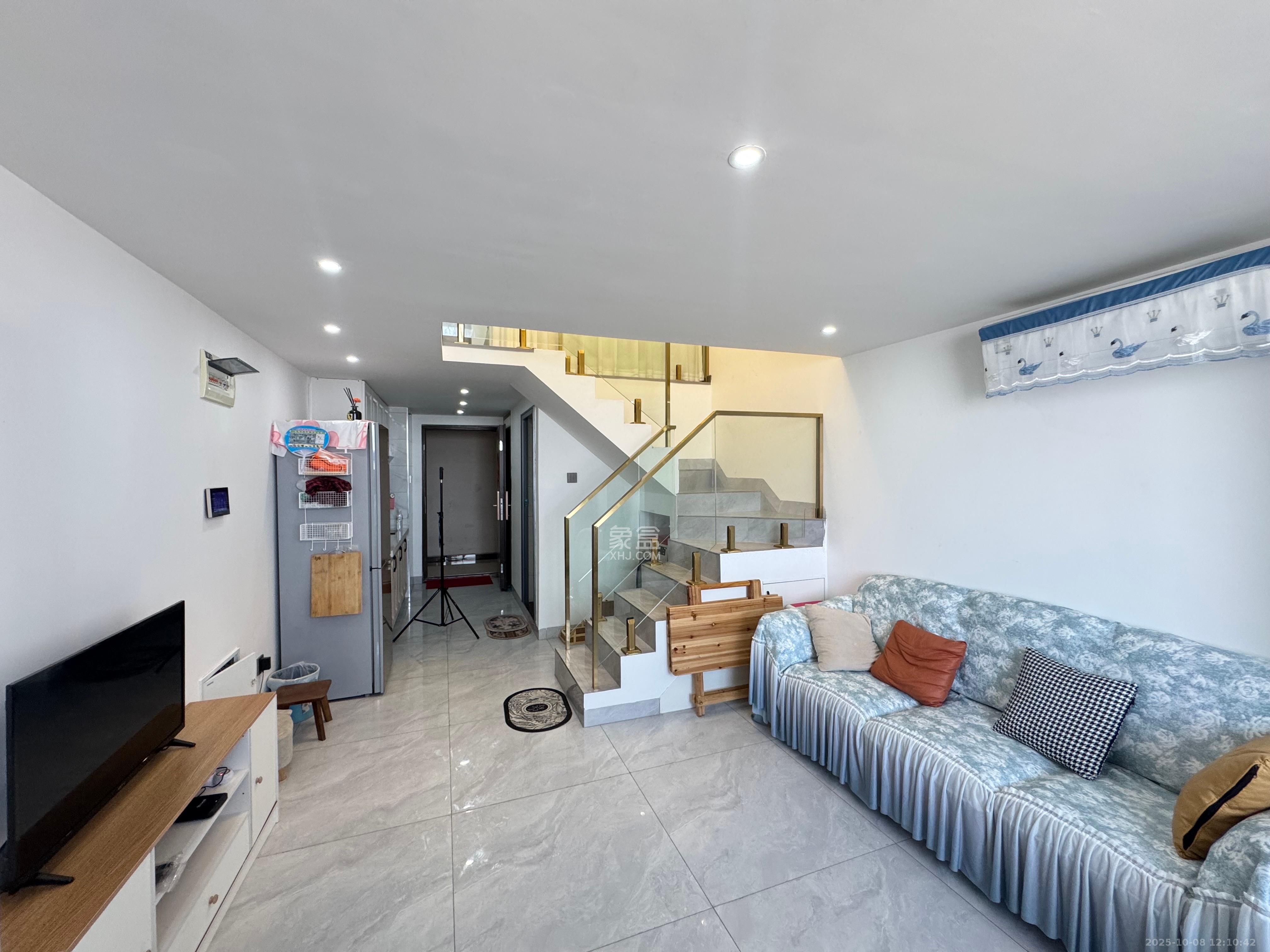 佳兆业云顶都汇  2室1厅1卫    1900.0元/月室内图1