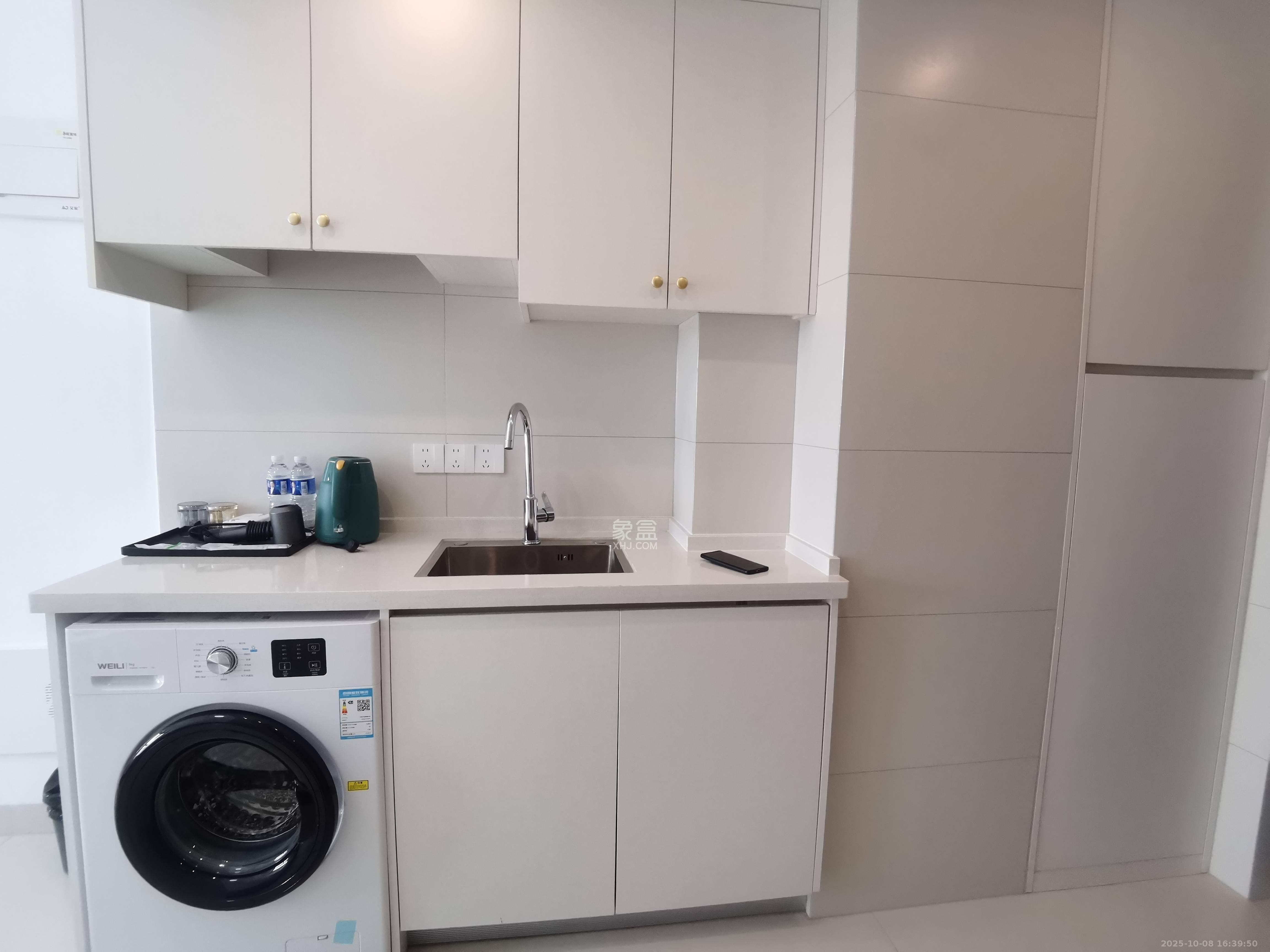 华润置地中心 1室1厅1卫 2500.0元/月 华润置地中心 1室1厅1卫 2500.0元/月室内图