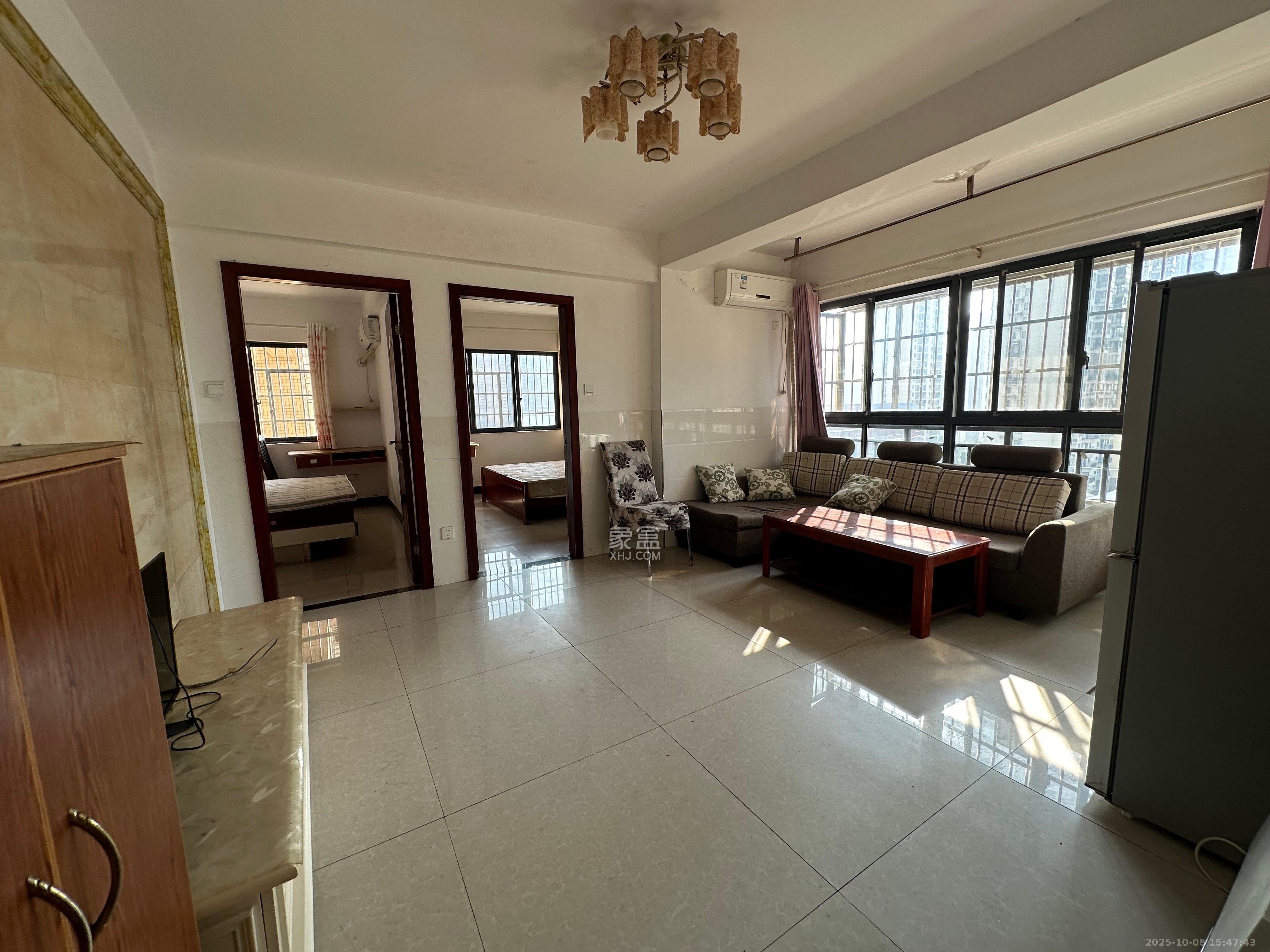 上峰苑（兰亭玥岛）  2室2厅1卫    1800.0元/月室内图