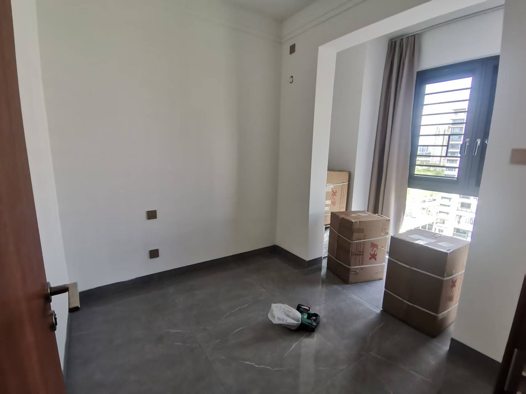 蓝宝凤鸣兰曦 3室2厅2卫 2800.0元/月 蓝宝凤鸣兰曦 3室2厅2卫 2800.0元/月室内图