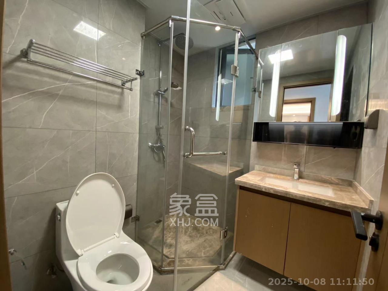 长房云西府一期  3室2厅2卫    3200.0元/月室内图