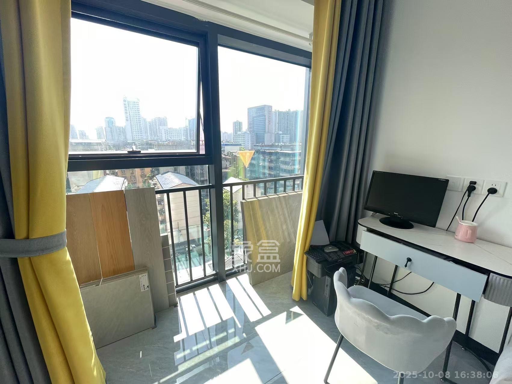 华润置地中心 1室1厅1卫 2000.0元/月 华润置地中心 1室1厅1卫 2000.0元/月室内图