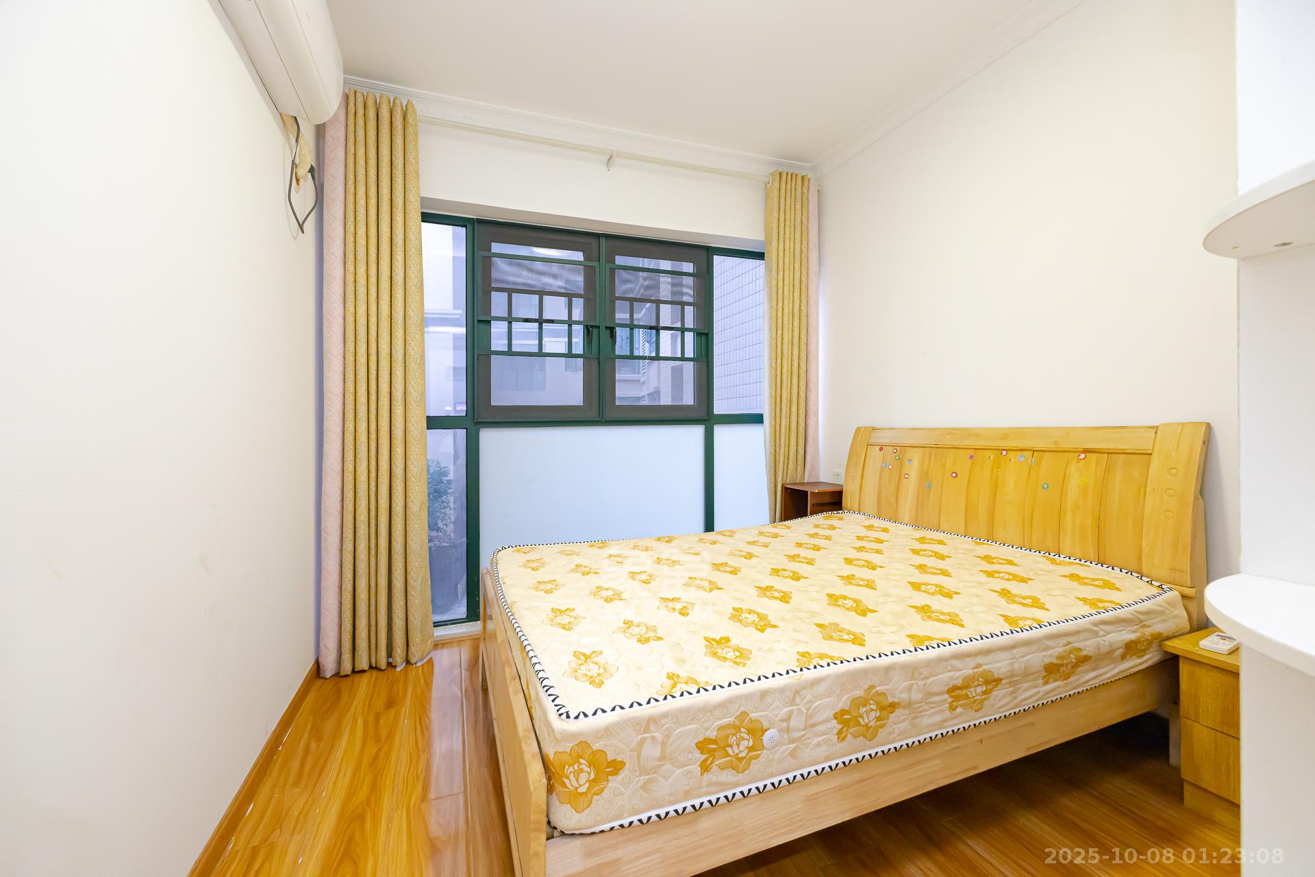 金湘苑（星澜之悦）  3室2厅1卫    69.8万卧室