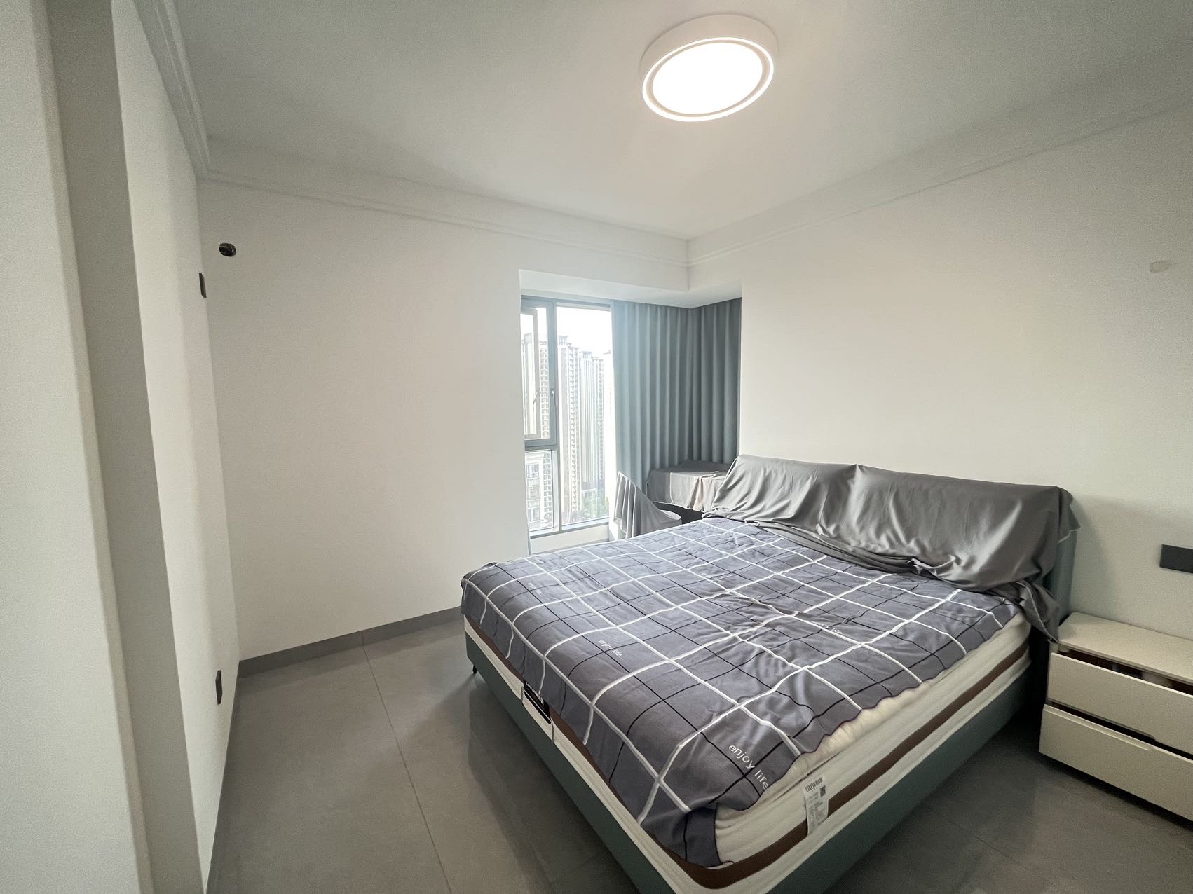 桃花缘 1室2厅1卫 2200.0元/月 桃花缘 1室2厅1卫 2200.0元/月室内图