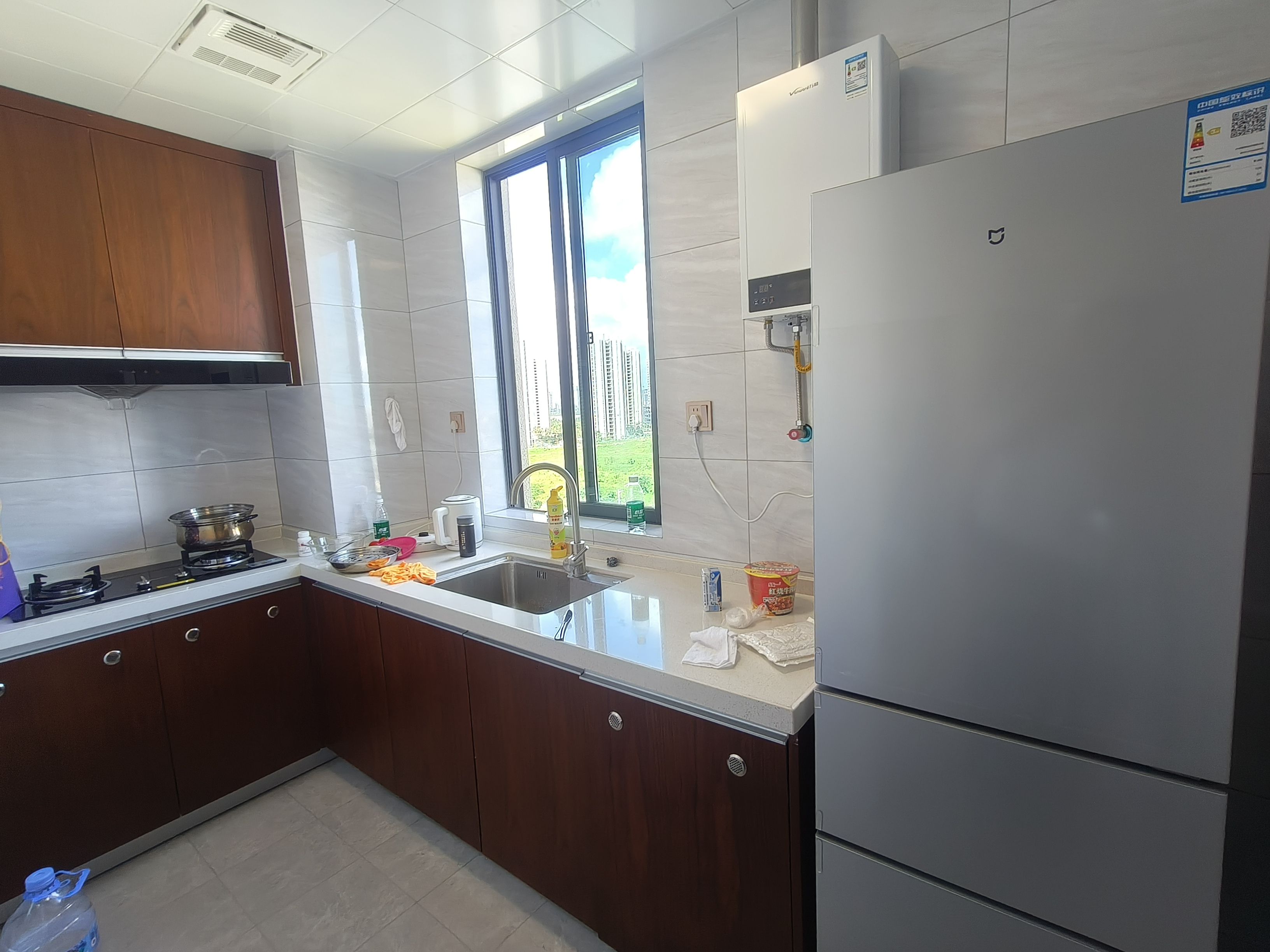 蓝宝凤鸣兰曦 3室2厅2卫 2800.0元/月 蓝宝凤鸣兰曦 3室2厅2卫 2800.0元/月室内图