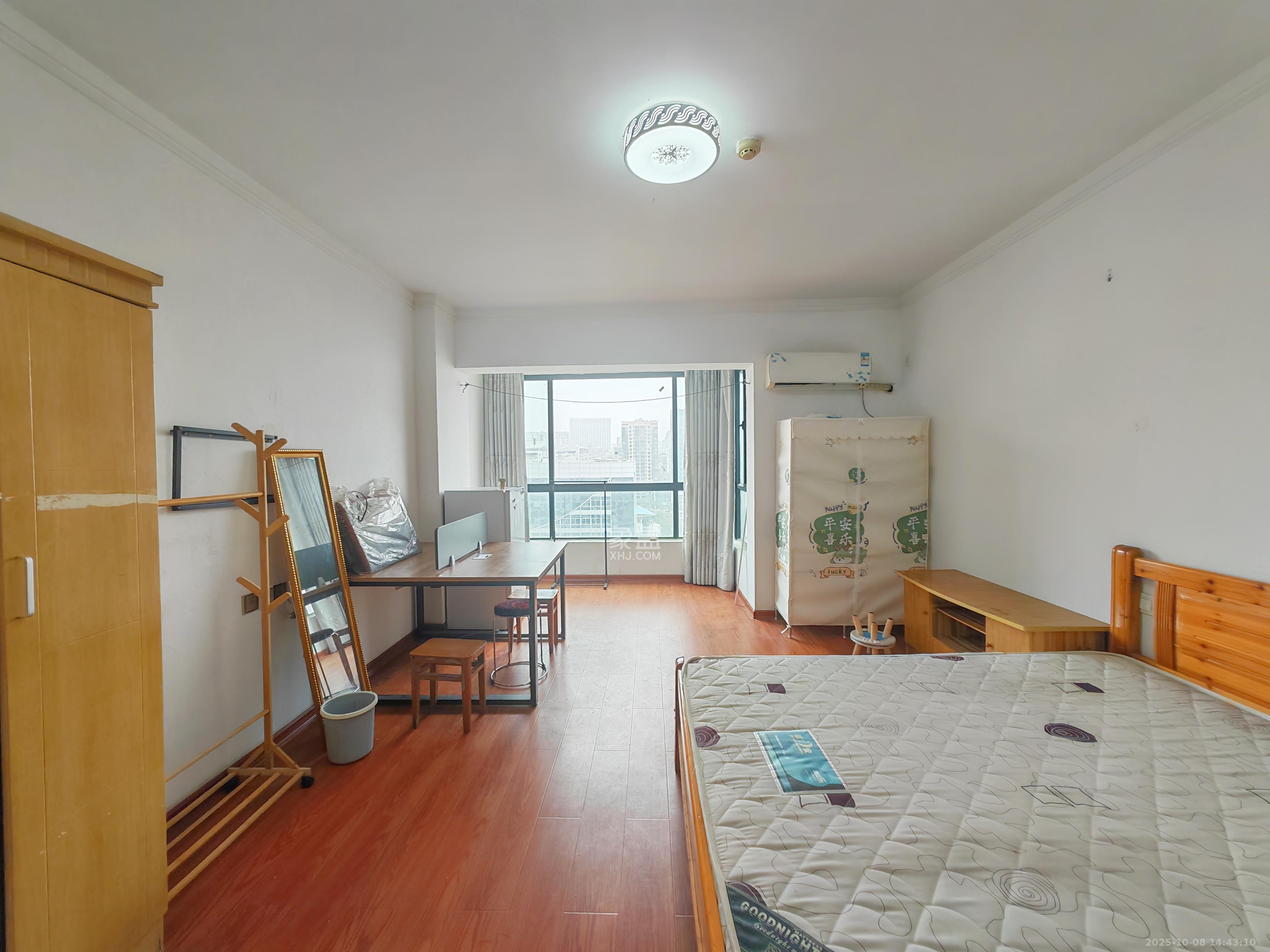 标志商务中心 1室1厅1卫 1000.0元/月 标志商务中心 1室1厅1卫 1000.0元/月室内图