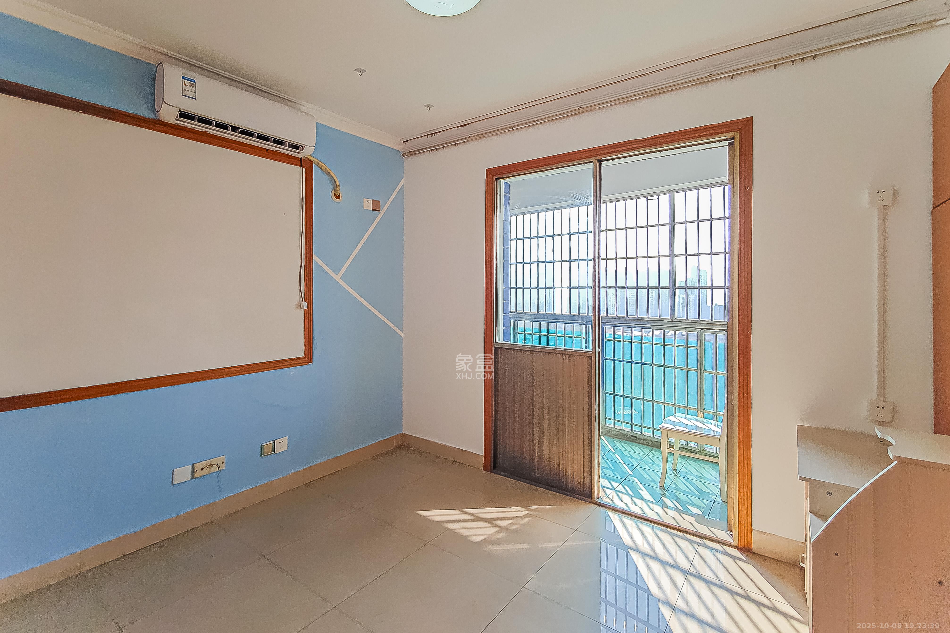 智邦家园  3室2厅2卫    98.0万卧室