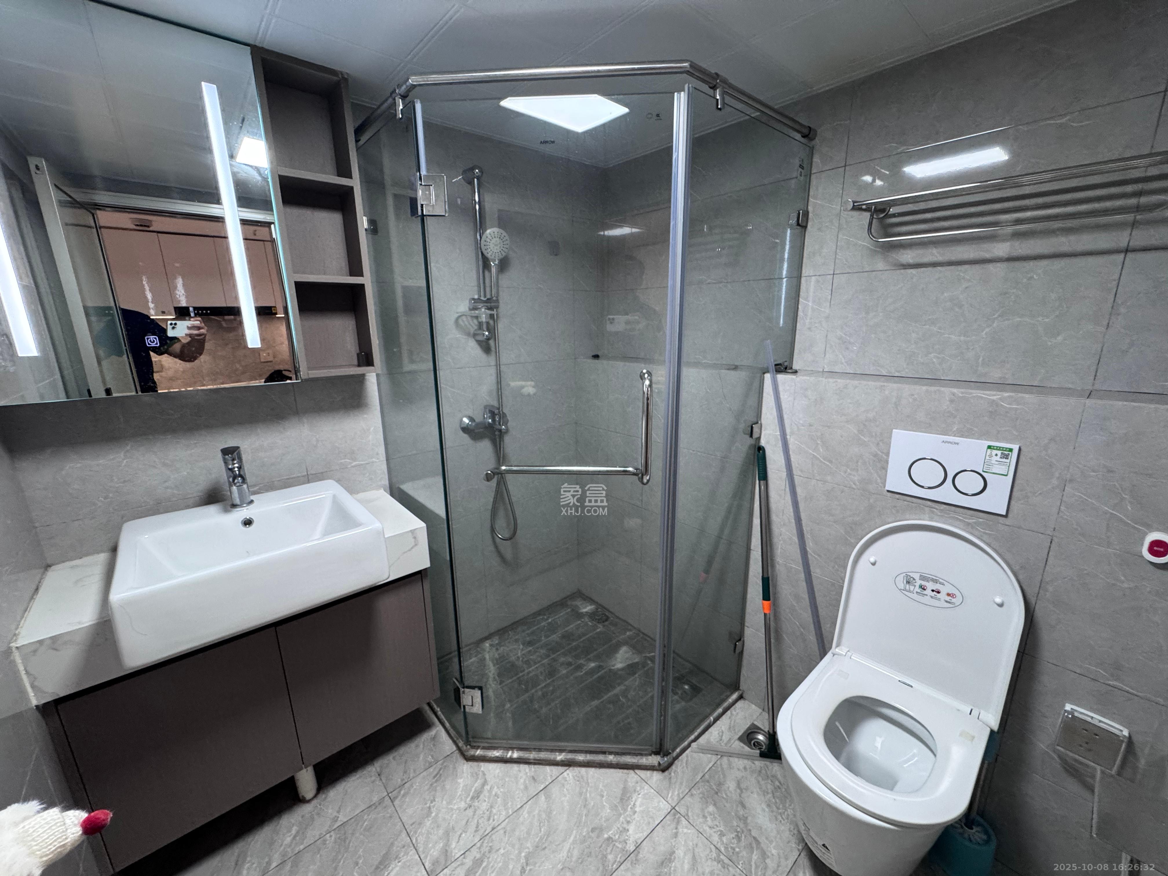 梦想新天地  2室1厅1卫    2100.0元/月室内图