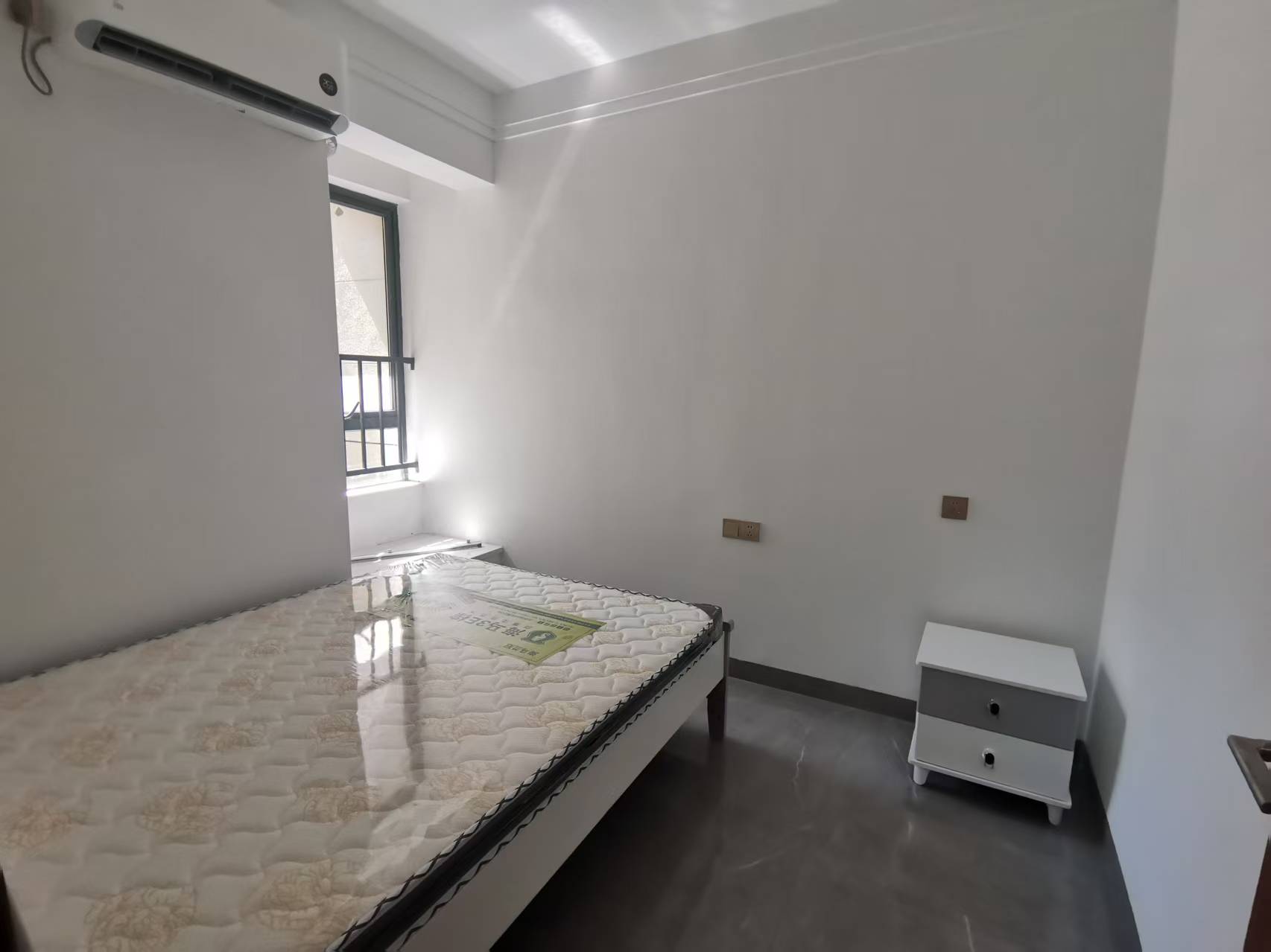 蓝宝凤鸣兰曦 3室2厅2卫 2800.0元/月 蓝宝凤鸣兰曦 3室2厅2卫 2800.0元/月室内图