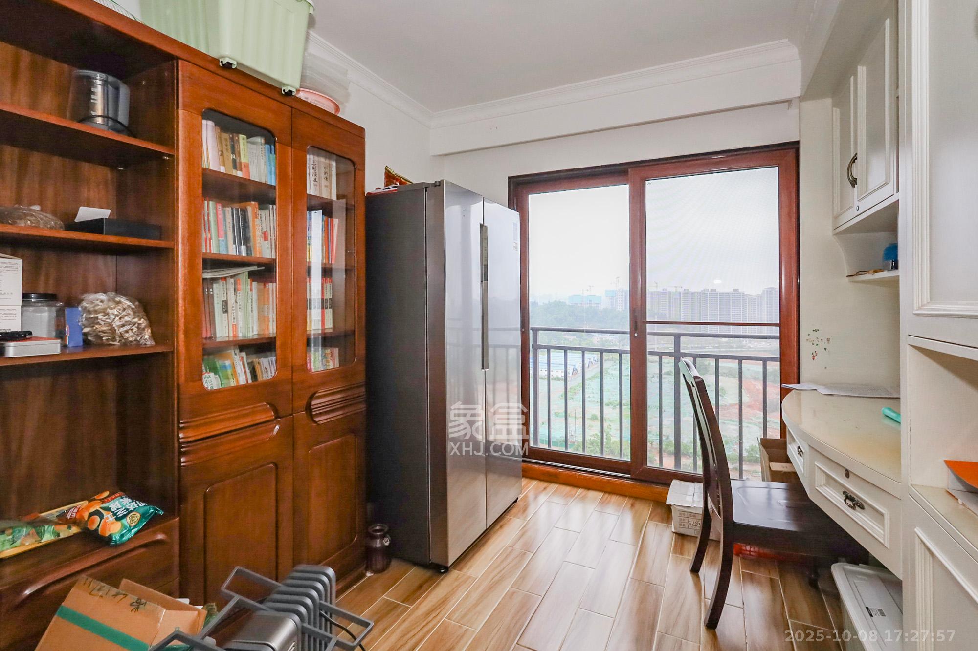 钰龙天下二期（钰龙佳园）  5室2厅2卫    292.0万其他