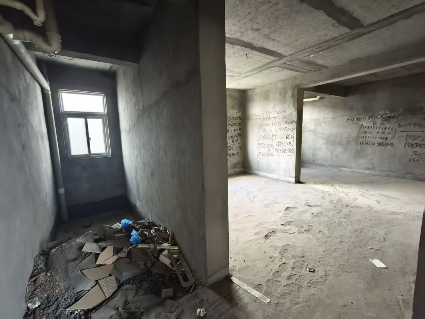 梓瑞小区  3室2厅1卫    29.8万 梓瑞小区  3室2厅1卫    29.8万室内图