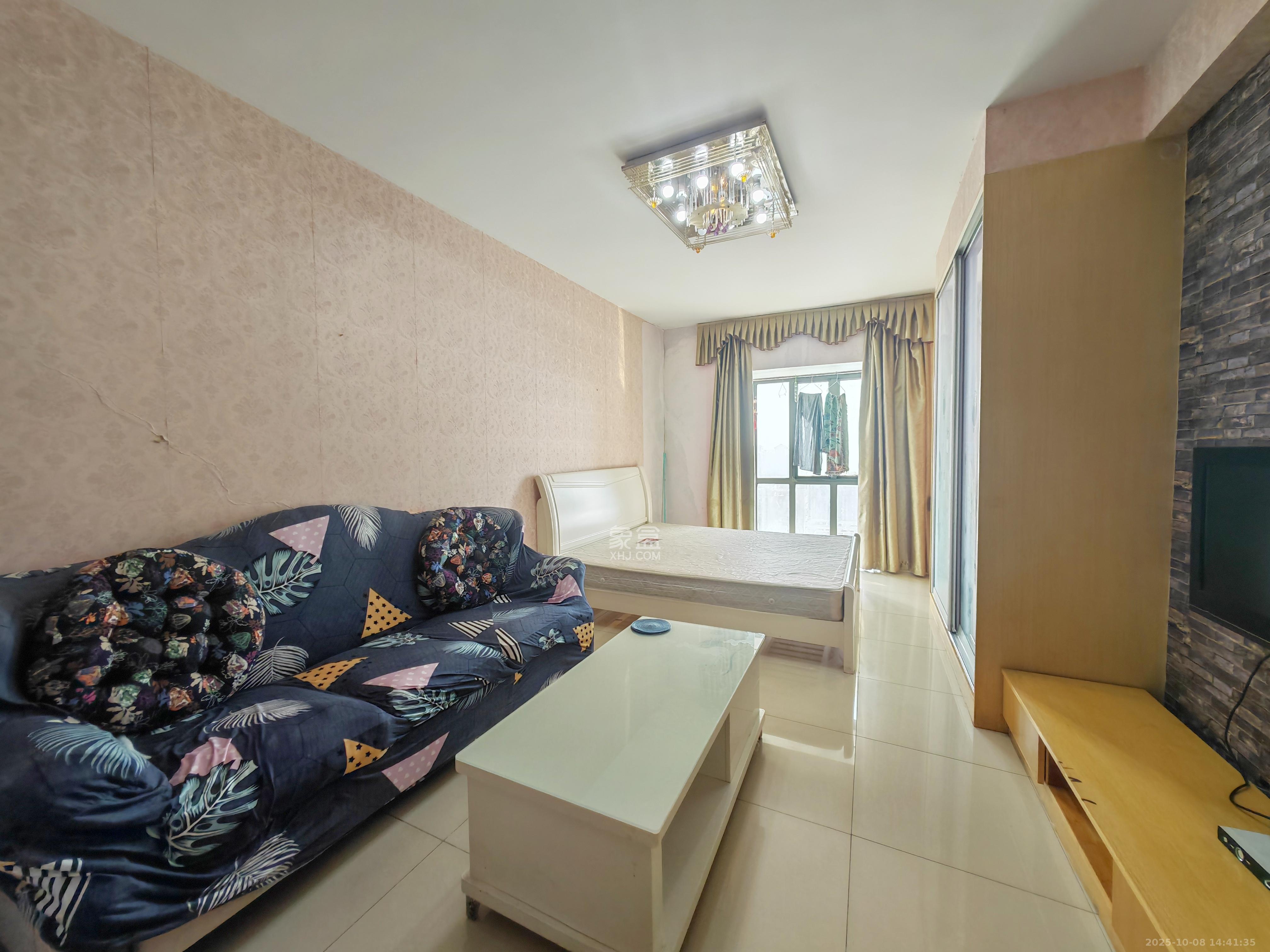 湘府东苑  1室1厅1卫    1200.0元/月 湘府东苑  1室1厅1卫    1200.0元/月室内图