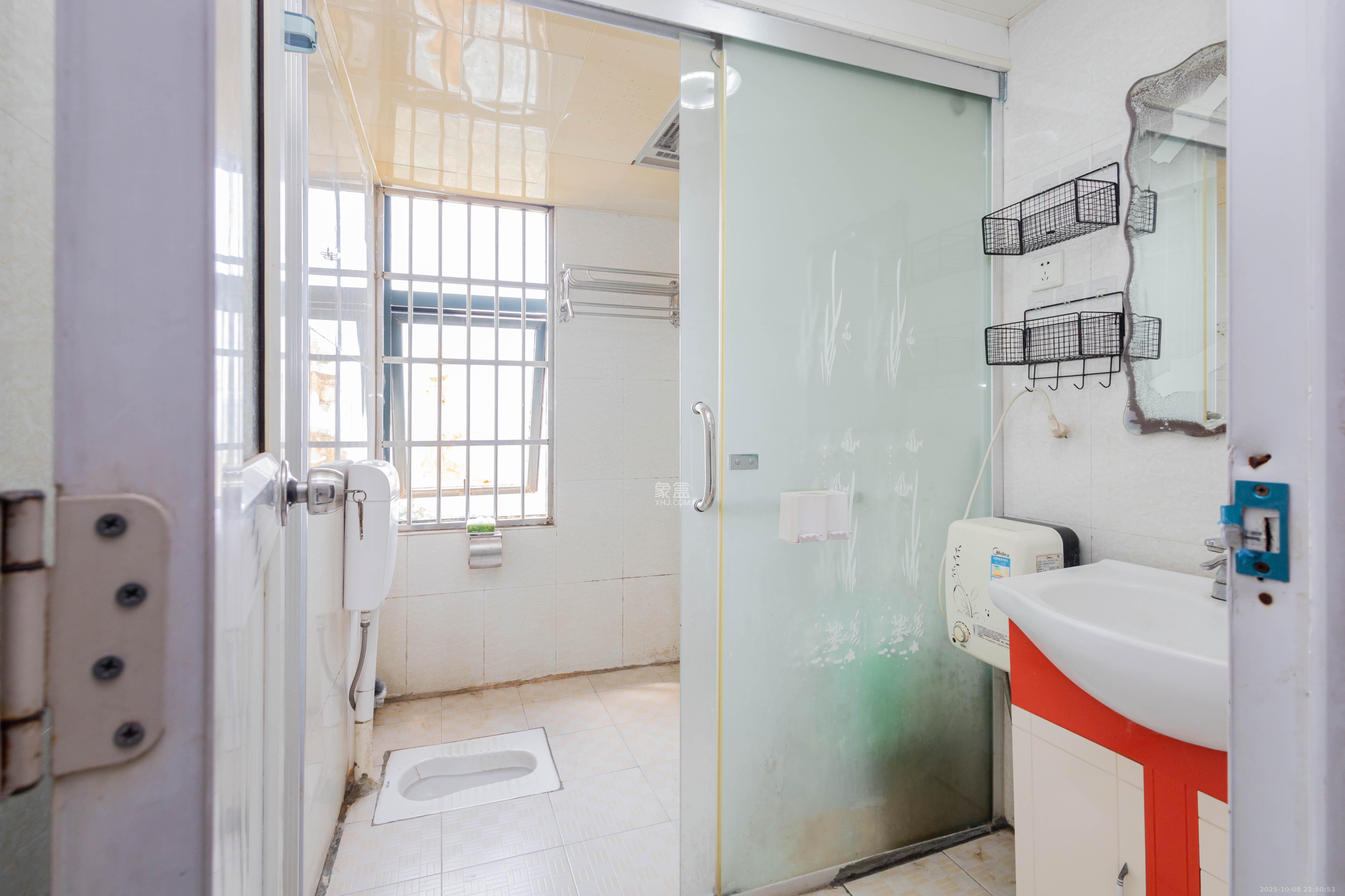 东业早安星城 3室2厅1卫 57.0万 东业早安星城 3室2厅1卫 57.0万卫生间