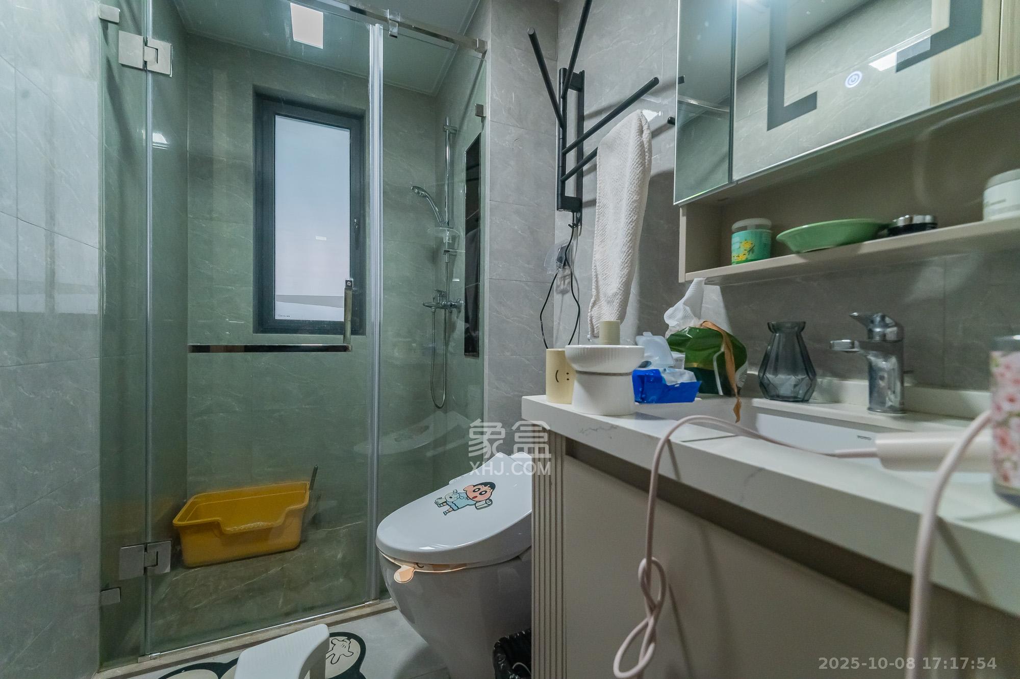 三一云谷 3室2厅2卫 99.8万 三一云谷 3室2厅2卫 99.8万卫生间