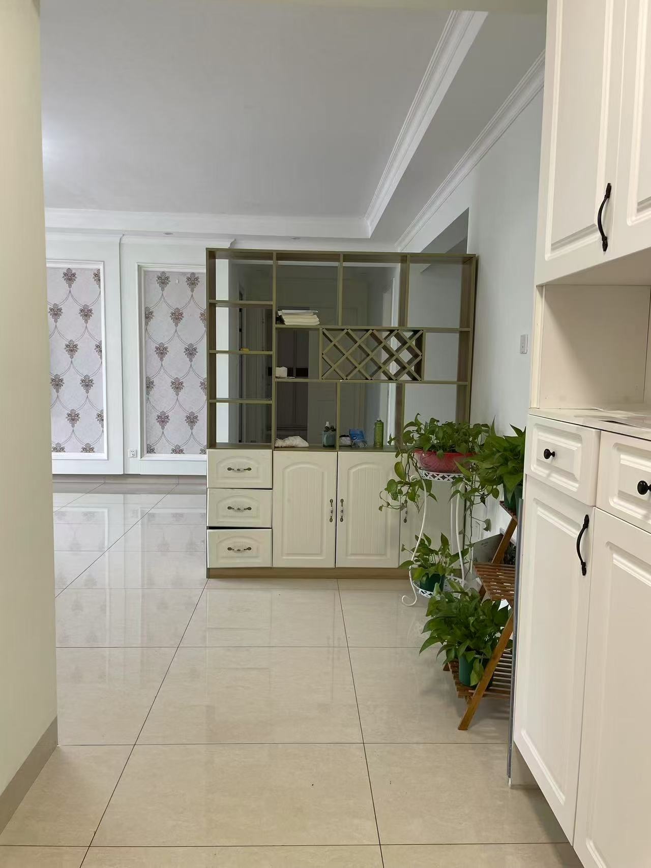 蓝城印象 4室2厅2卫 6500.0元/月 蓝城印象 4室2厅2卫 6500.0元/月室内图