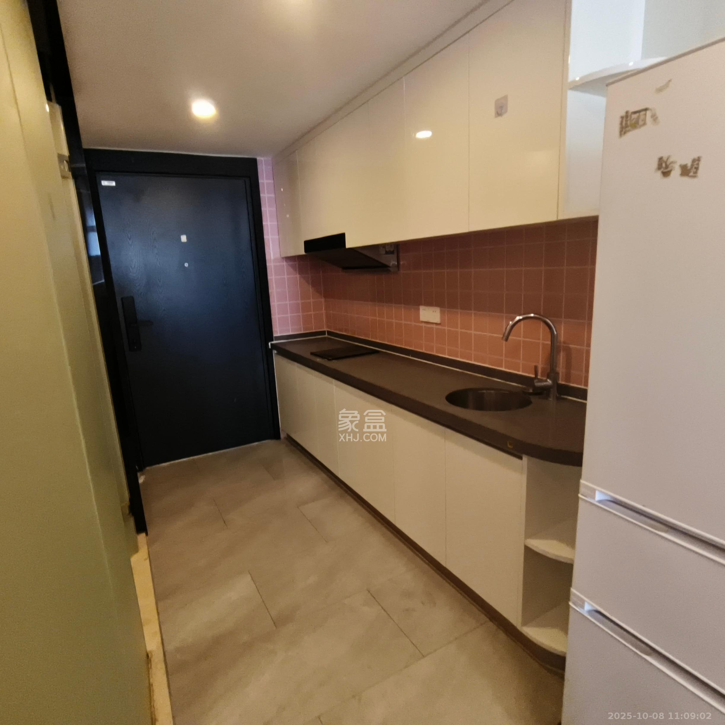 敬天广场  1室1厅1卫    2300.0元/月室内图