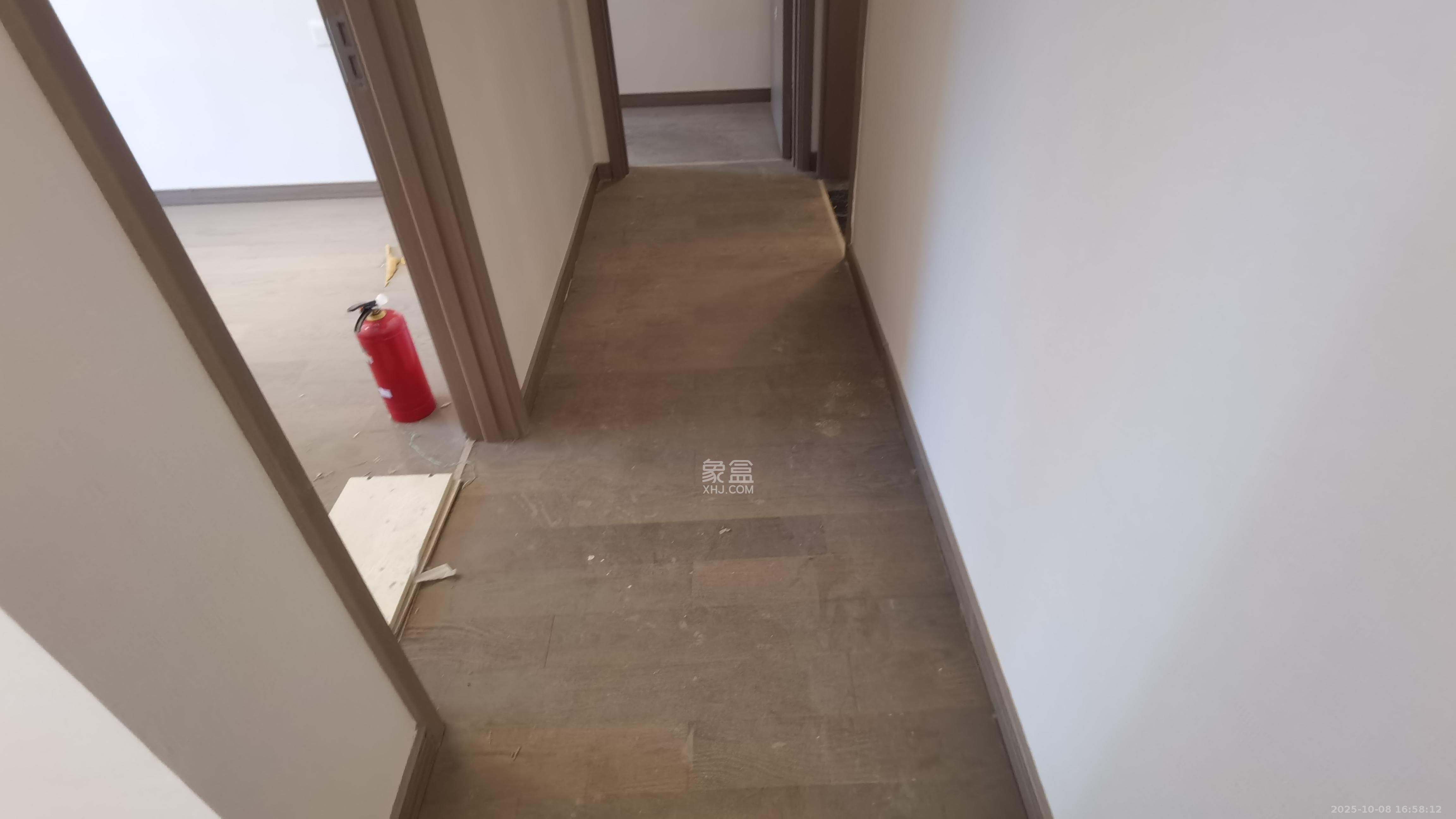 新力铂园(江山云著) 3室2厅2卫 3500.0元/月 新力铂园(江山云著) 3室2厅2卫 3500.0元/月室内图