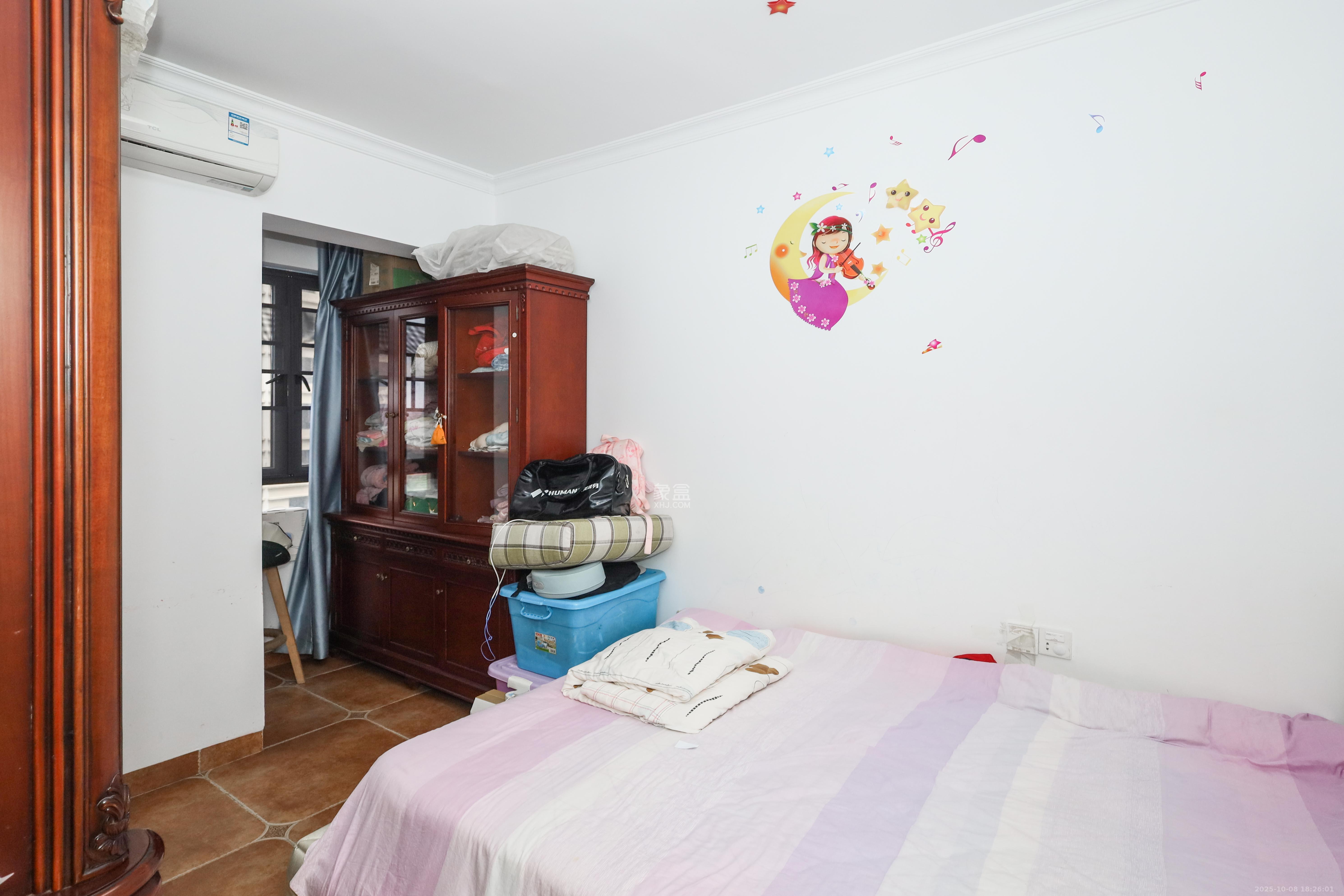 保利麓谷林语D区  4室2厅2卫    128.0万卧室