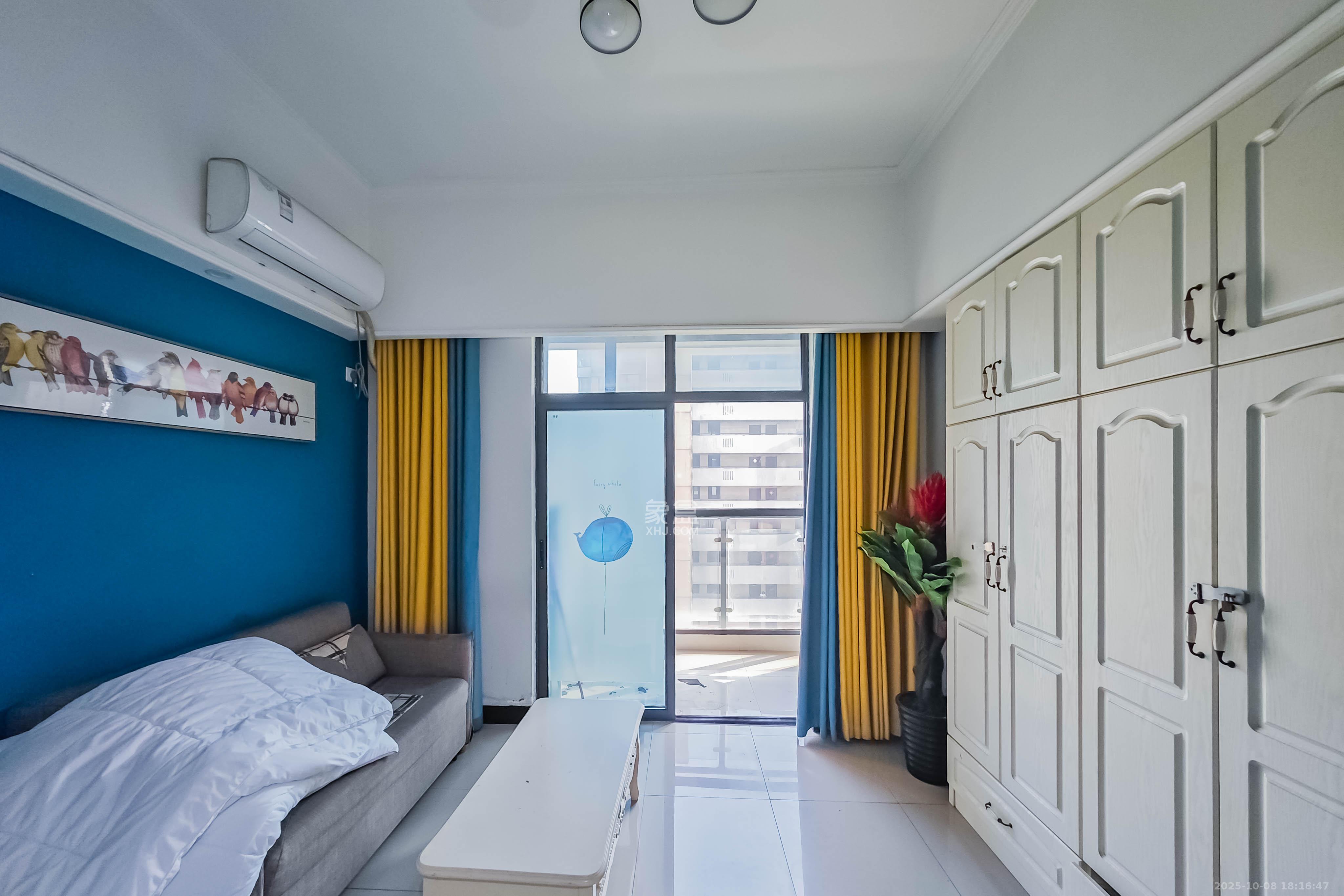 金轮星光名座 1室1厅1卫 28.0万 金轮星光名座 1室1厅1卫 28.0万客厅