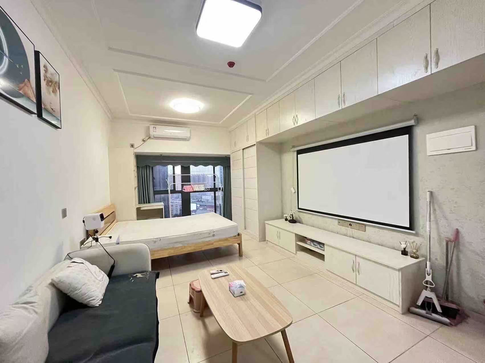 金钟大雁城  1室1厅1卫    1600.0元/月室内图