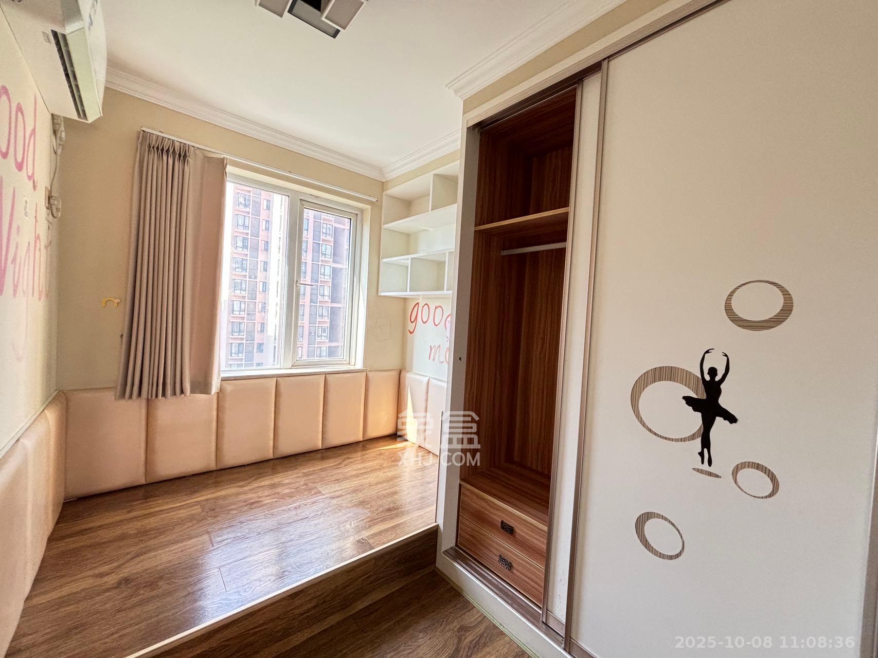 丽发新城 3室2厅2卫 2500.0元/月 丽发新城 3室2厅2卫 2500.0元/月室内图