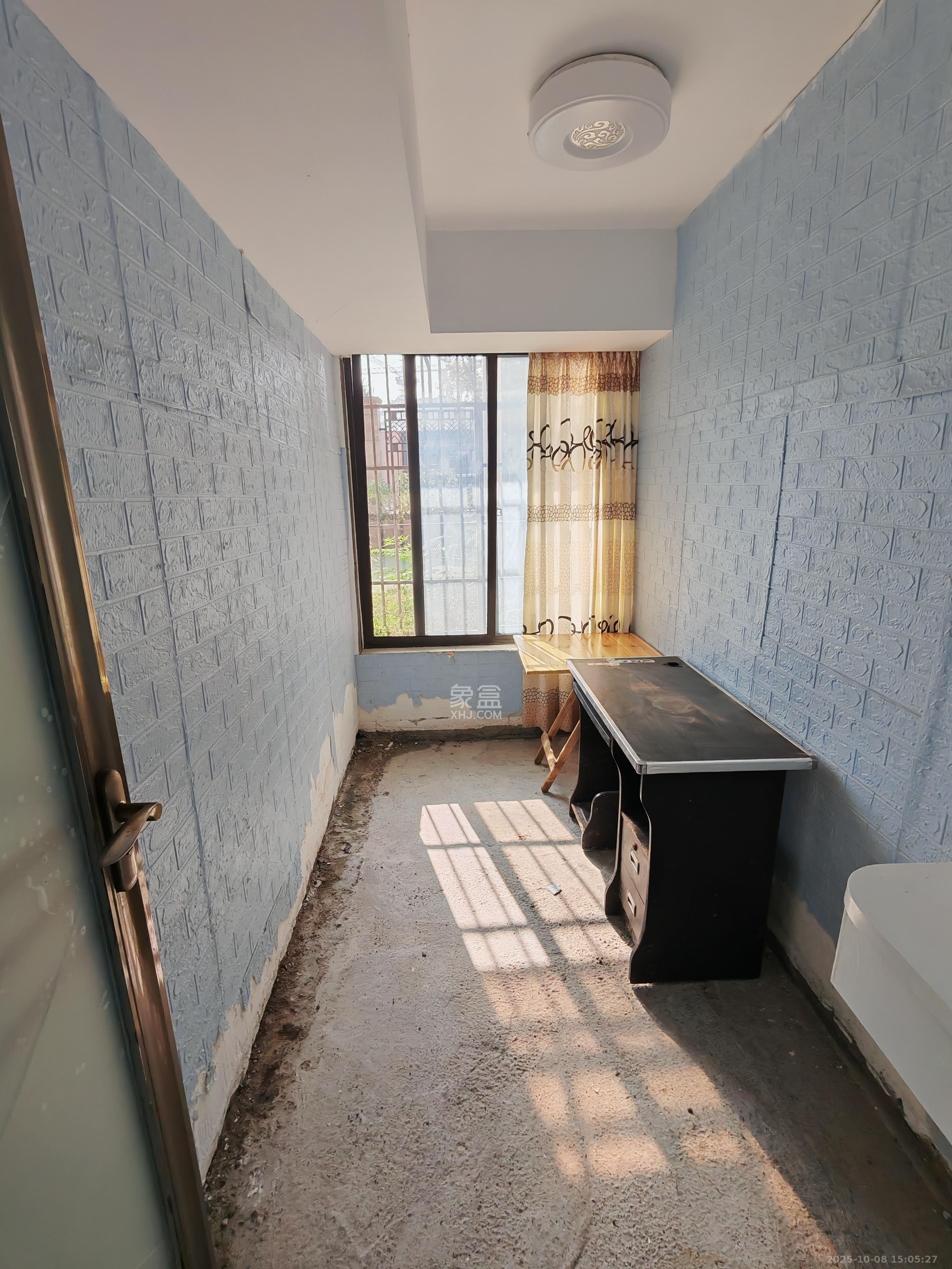 绿地公馆(绿地名邸) 1室1厅1卫 1150.0元/月 绿地公馆(绿地名邸) 1室1厅1卫 1150.0元/月室内图