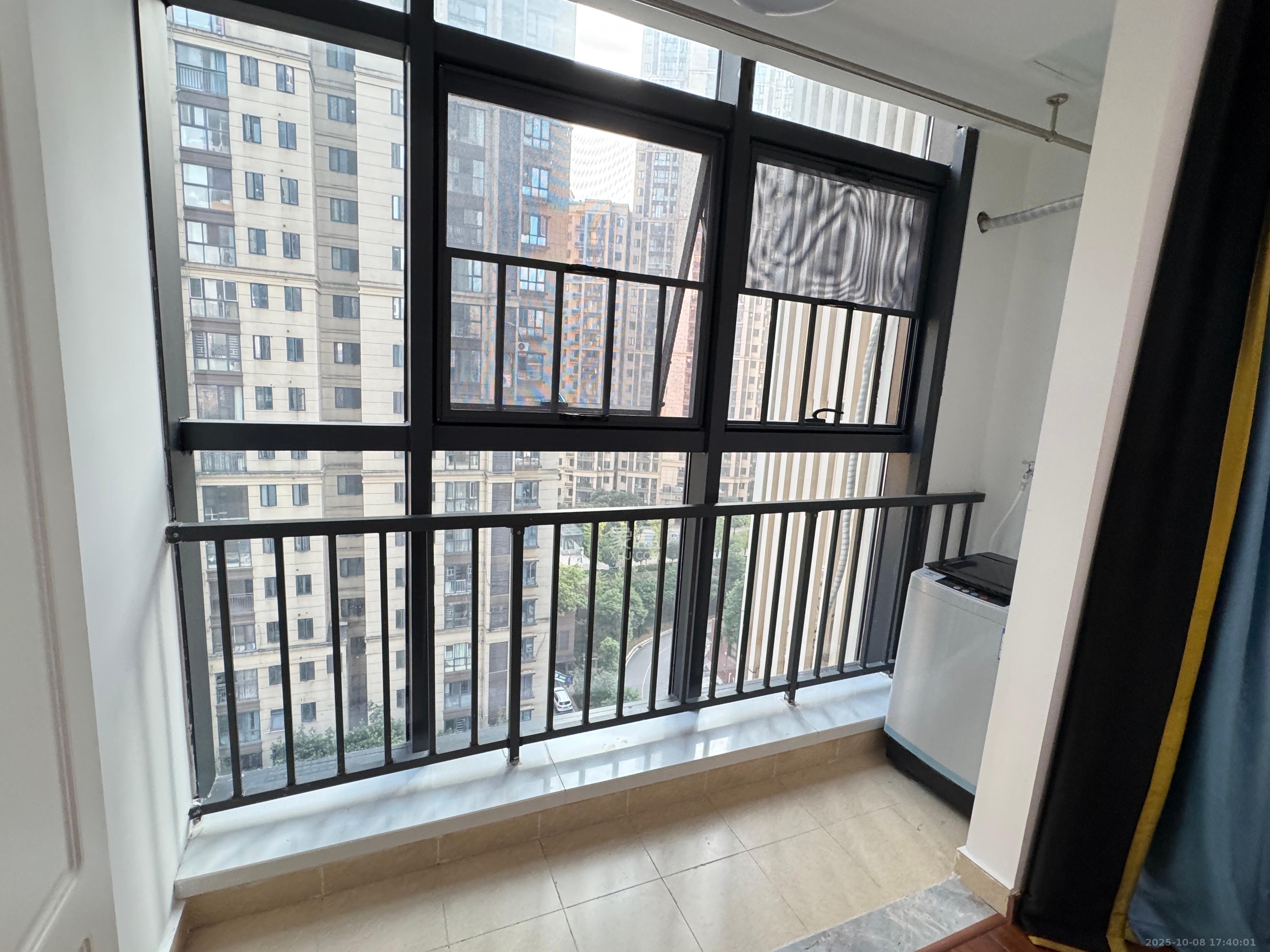 荣泰广场 1室1厅1卫 1200.0元/月 荣泰广场 1室1厅1卫 1200.0元/月室内图