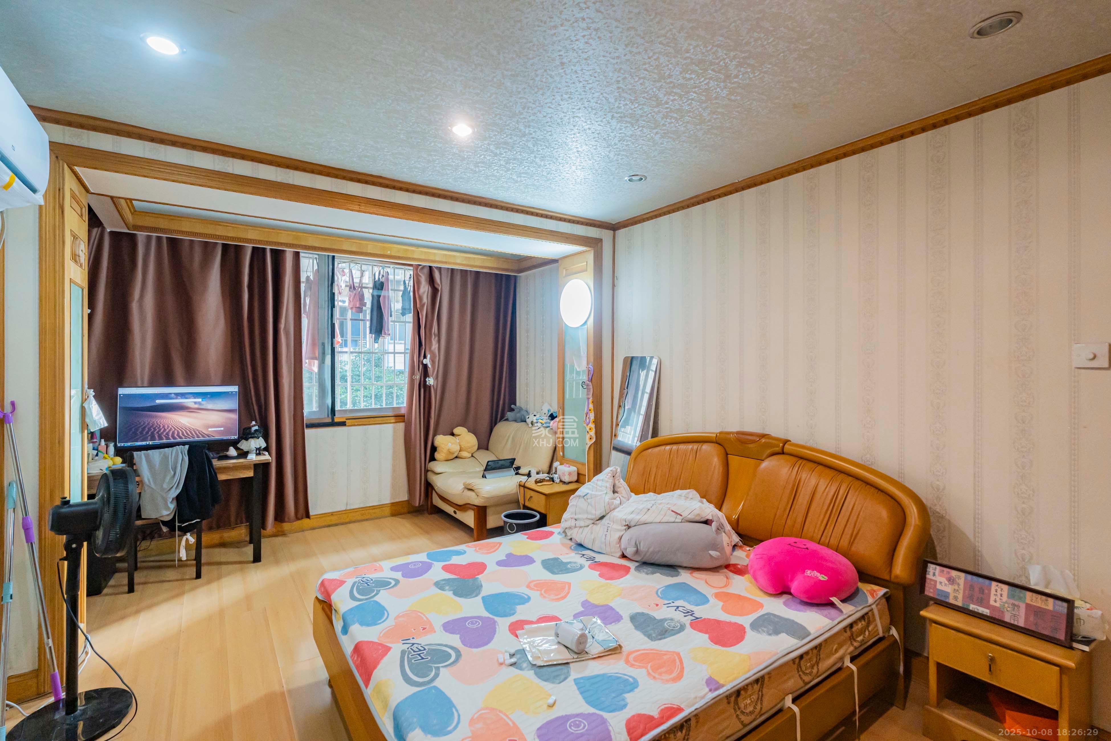 福乐凯公寓  2室1厅1卫    2500.0元/月室内图