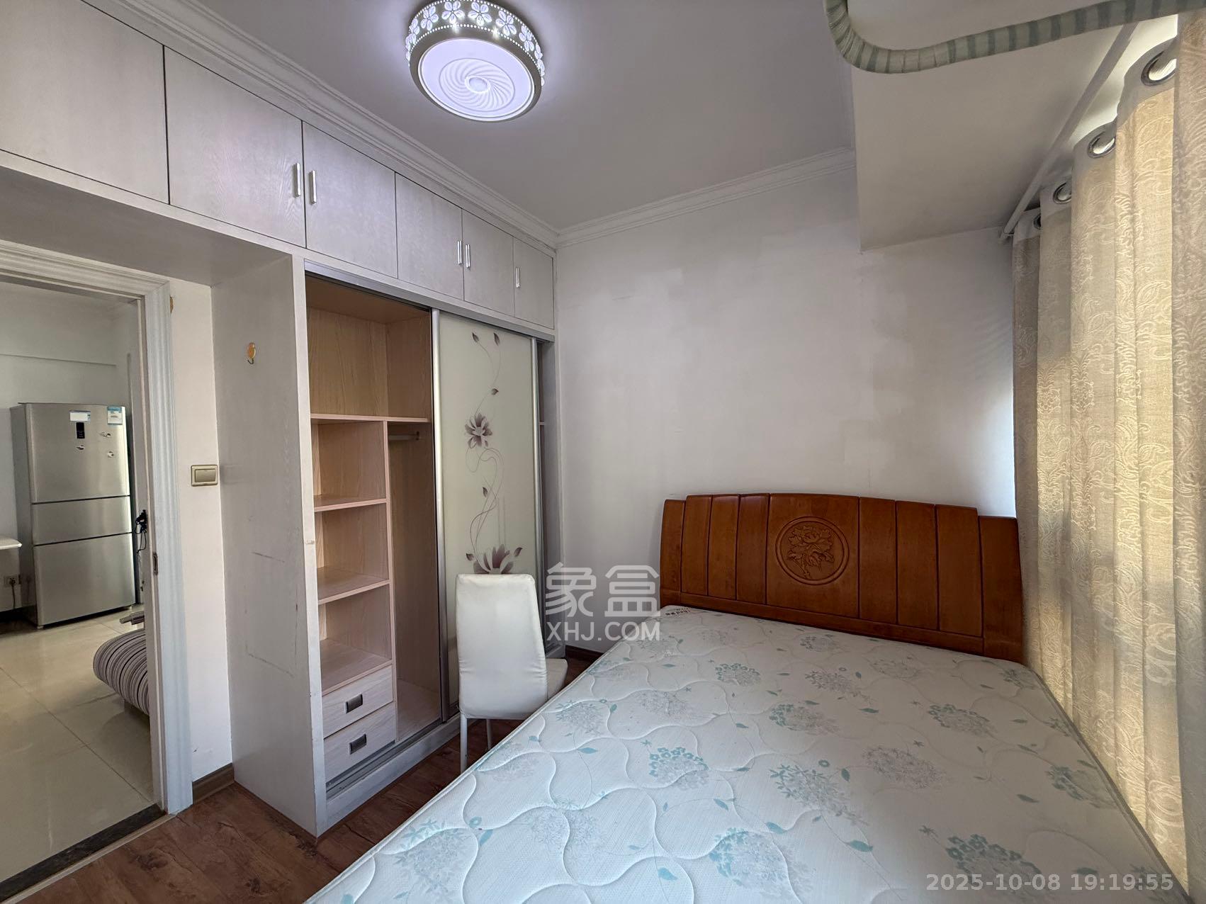 中建芙蓉工社 2室1厅1卫 1700.0元/月 中建芙蓉工社 2室1厅1卫 1700.0元/月室内图