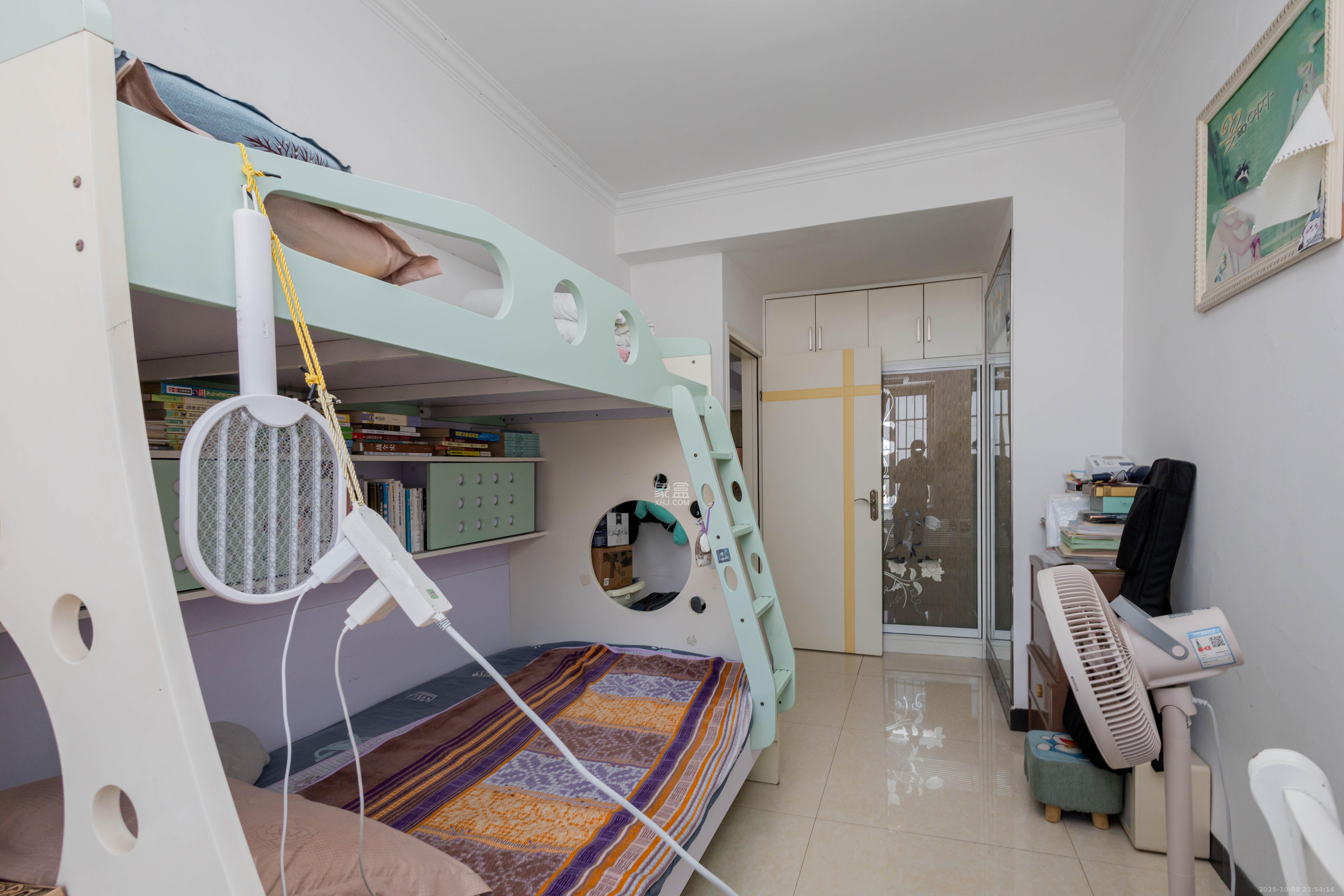 未来蜂巢 3室2厅1卫 34.8万 未来蜂巢 3室2厅1卫 34.8万卧室