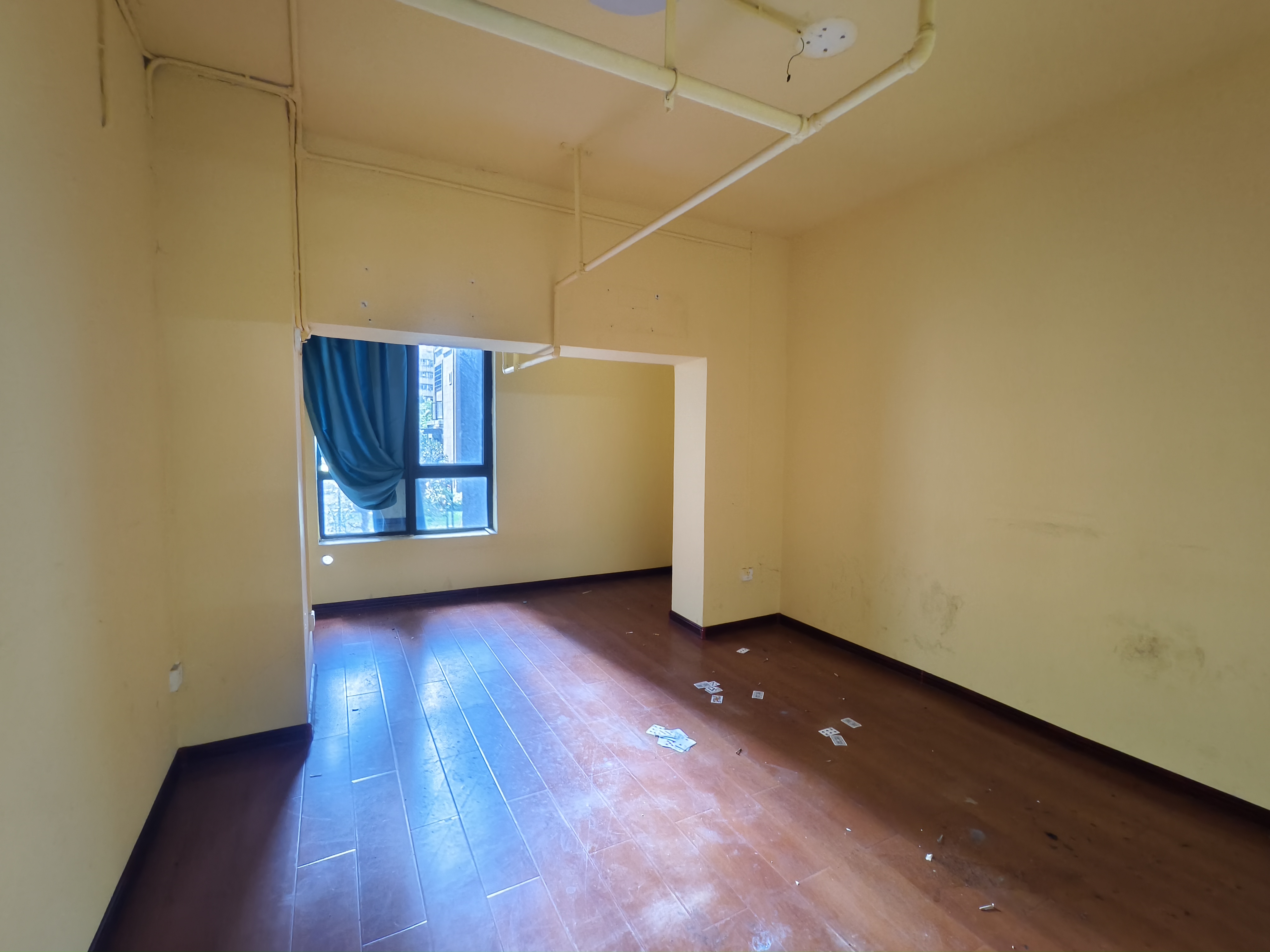 绿地海德公馆   150.0㎡      8000.0元/月