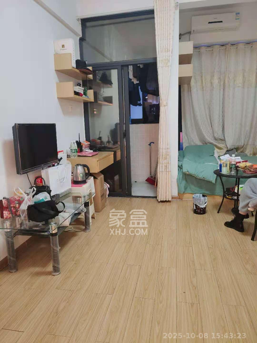 长房时代城  1室1厅1卫    1350.0元/月室内图1