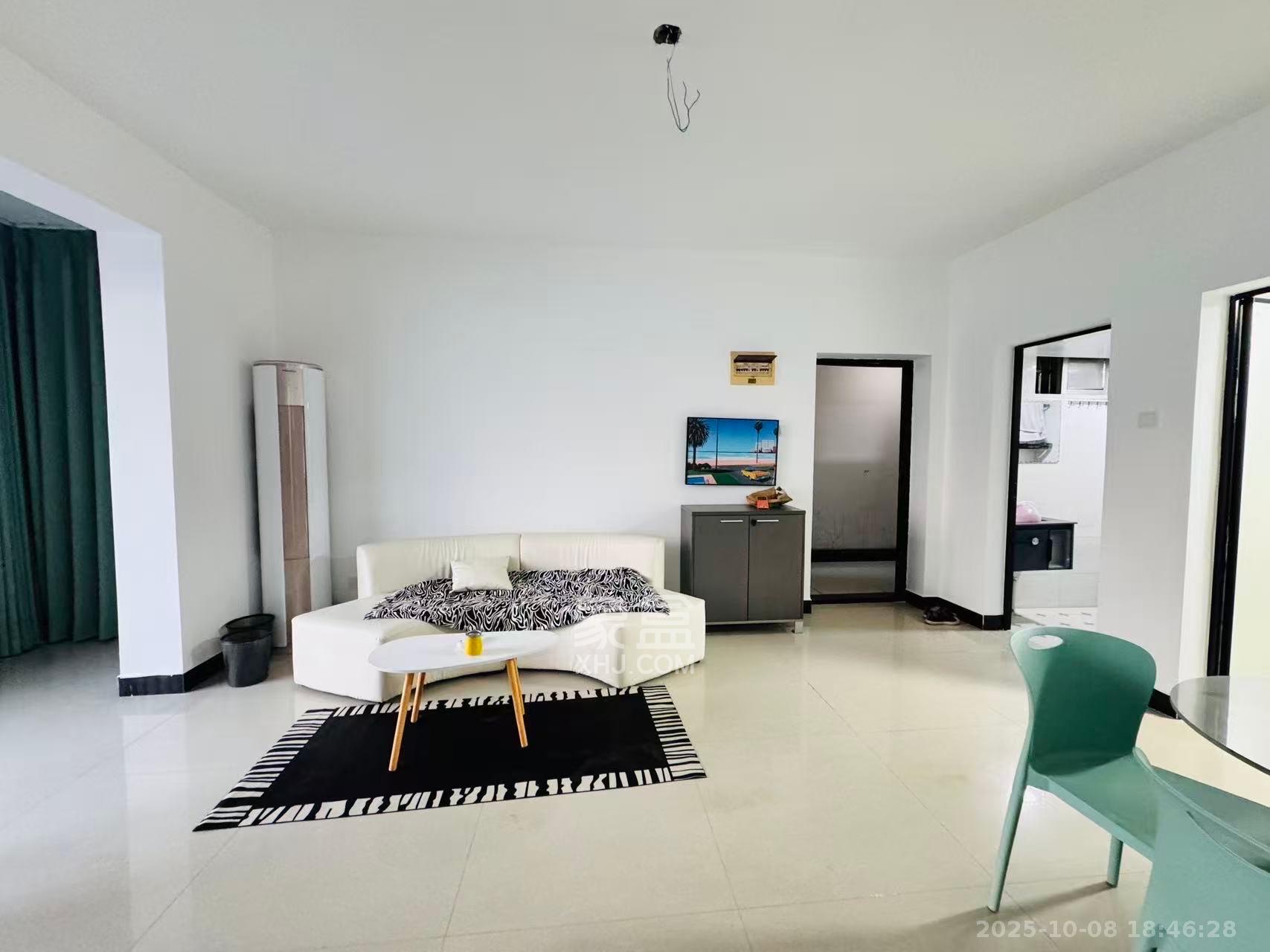 景泰雅苑(景江融城)  2室2厅1卫    3200.0元/月 景泰雅苑(景江融城)  2室2厅1卫    3200.0元/月