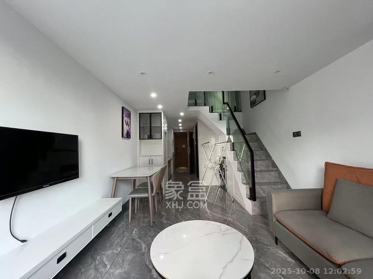 卓越江岸  2室0厅0卫    2200.0元/月室内图