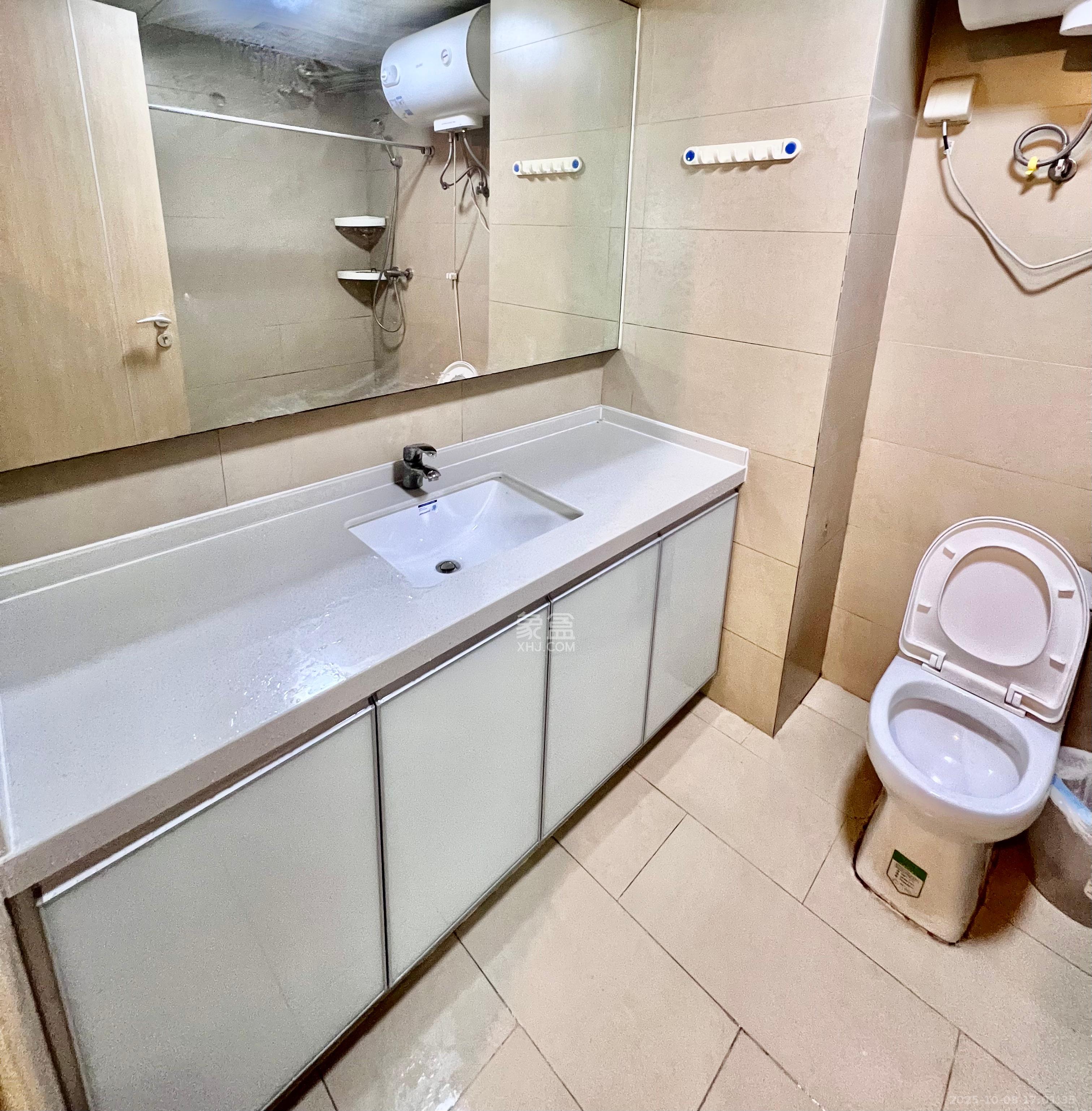 万科金色家园 1室1厅1卫 1350.0元/月 万科金色家园 1室1厅1卫 1350.0元/月室内图