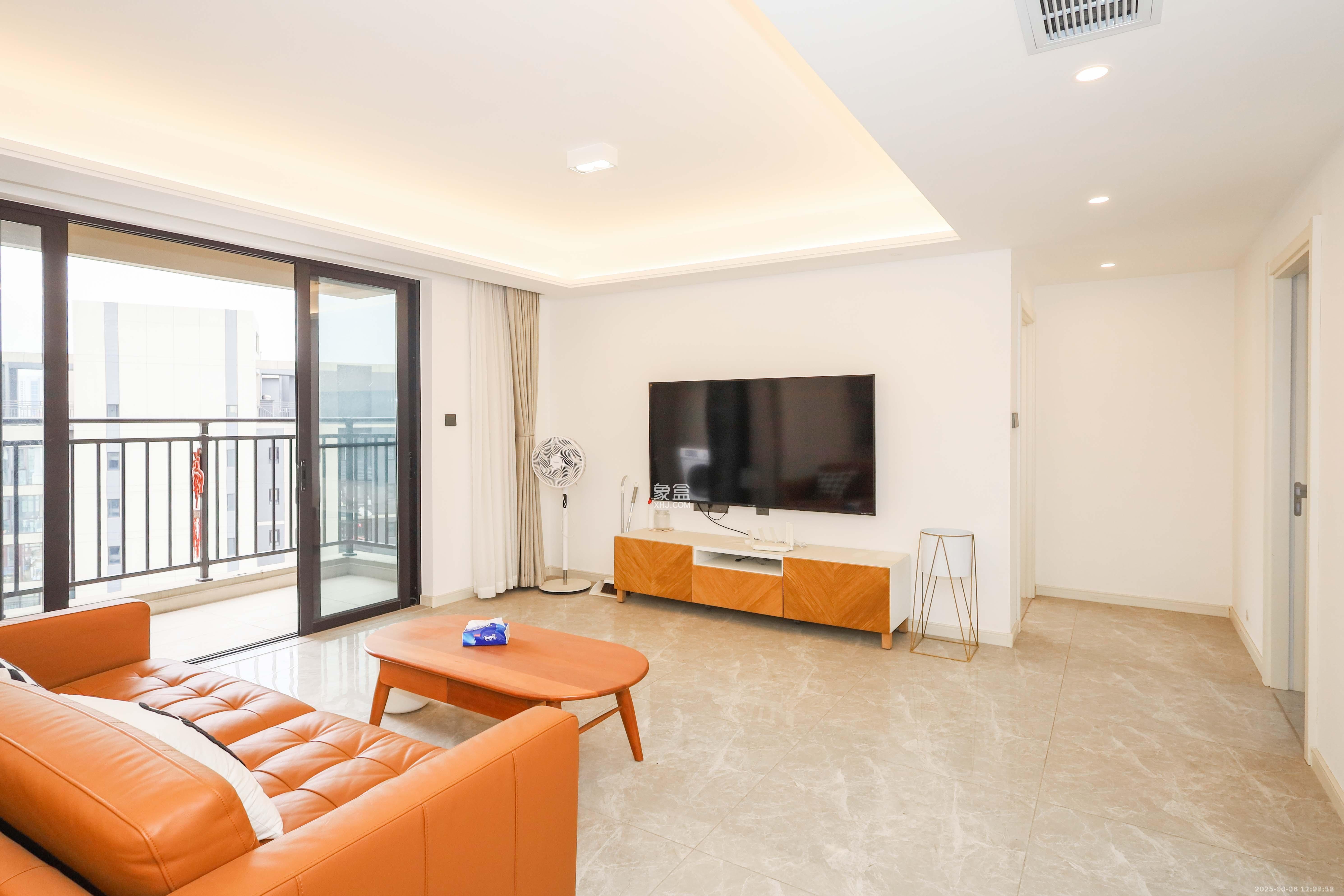 万科金色梦想A区 4室2厅2卫 3500.0元/月 万科金色梦想A区 4室2厅2卫 3500.0元/月室内图