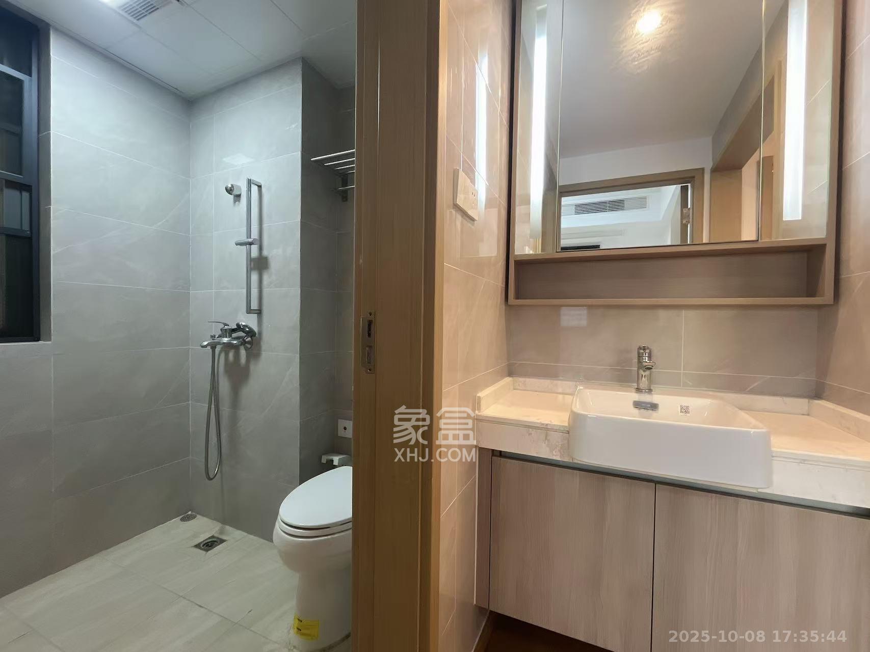 清控湖山雅居北区  3室2厅1卫    1800.0元/月室内图