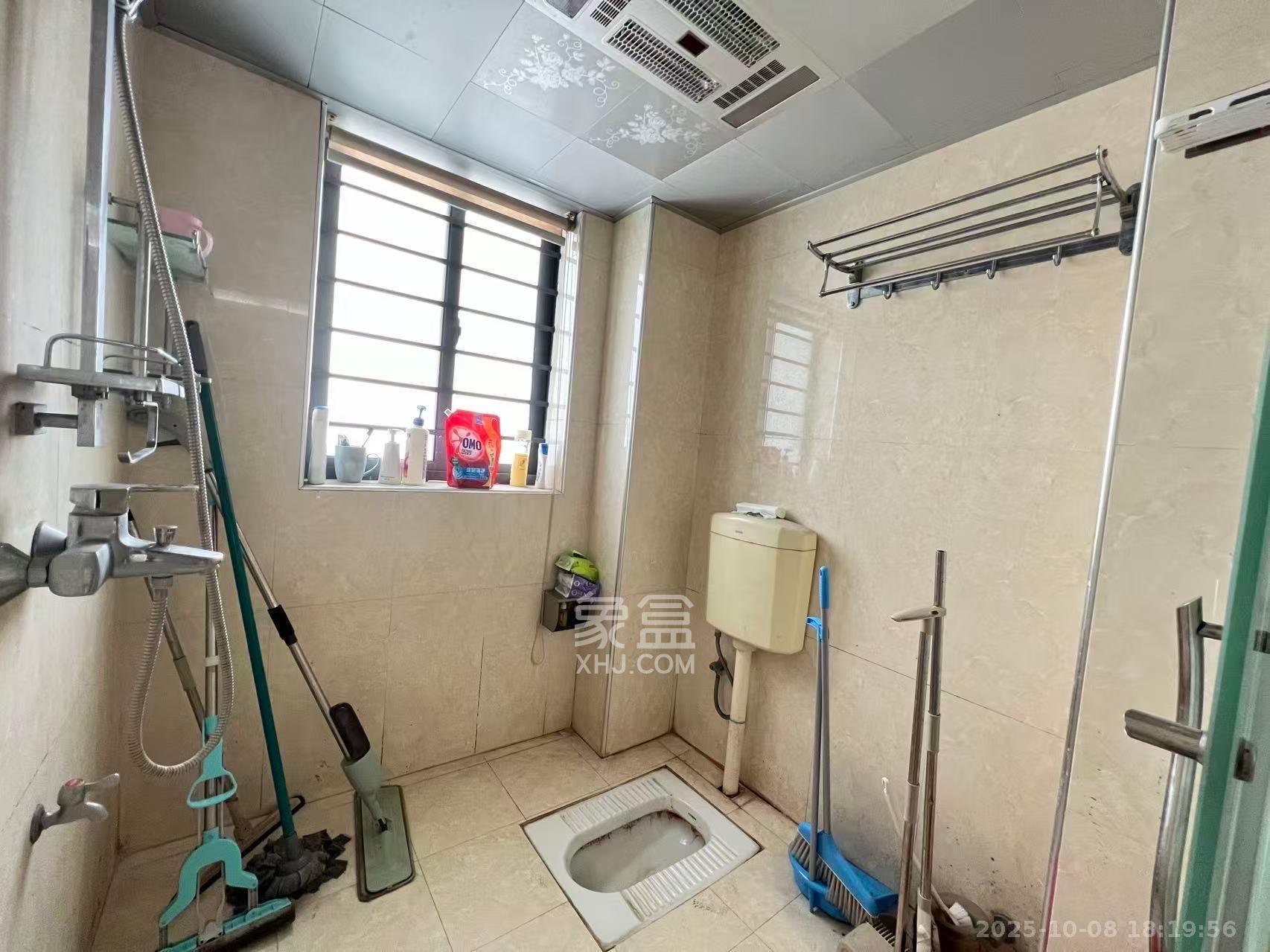 西子花苑  3室2厅2卫    3000.0元/月 西子花苑  3室2厅2卫    3000.0元/月室内图