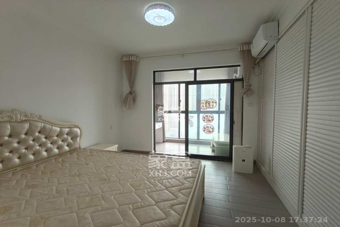 山水蓝天 3室2厅2卫 1700.0元/月 山水蓝天 3室2厅2卫 1700.0元/月室内图