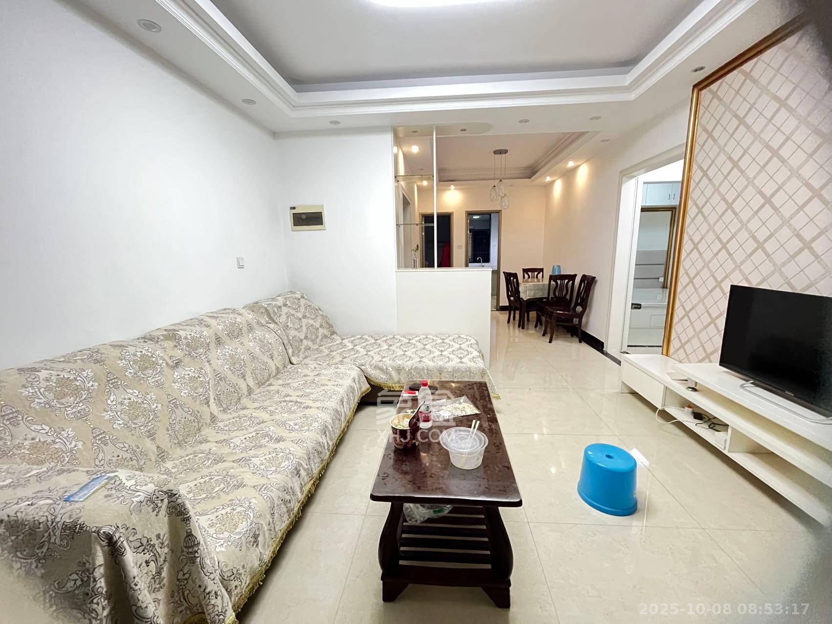 中南红领邦（红星嘉和苑）  3室2厅1卫    2000.0元/月室内图