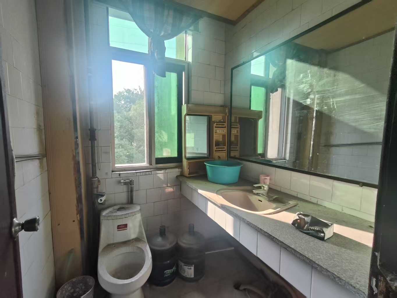 台家塅社区  3室2厅2卫    28.8万其他