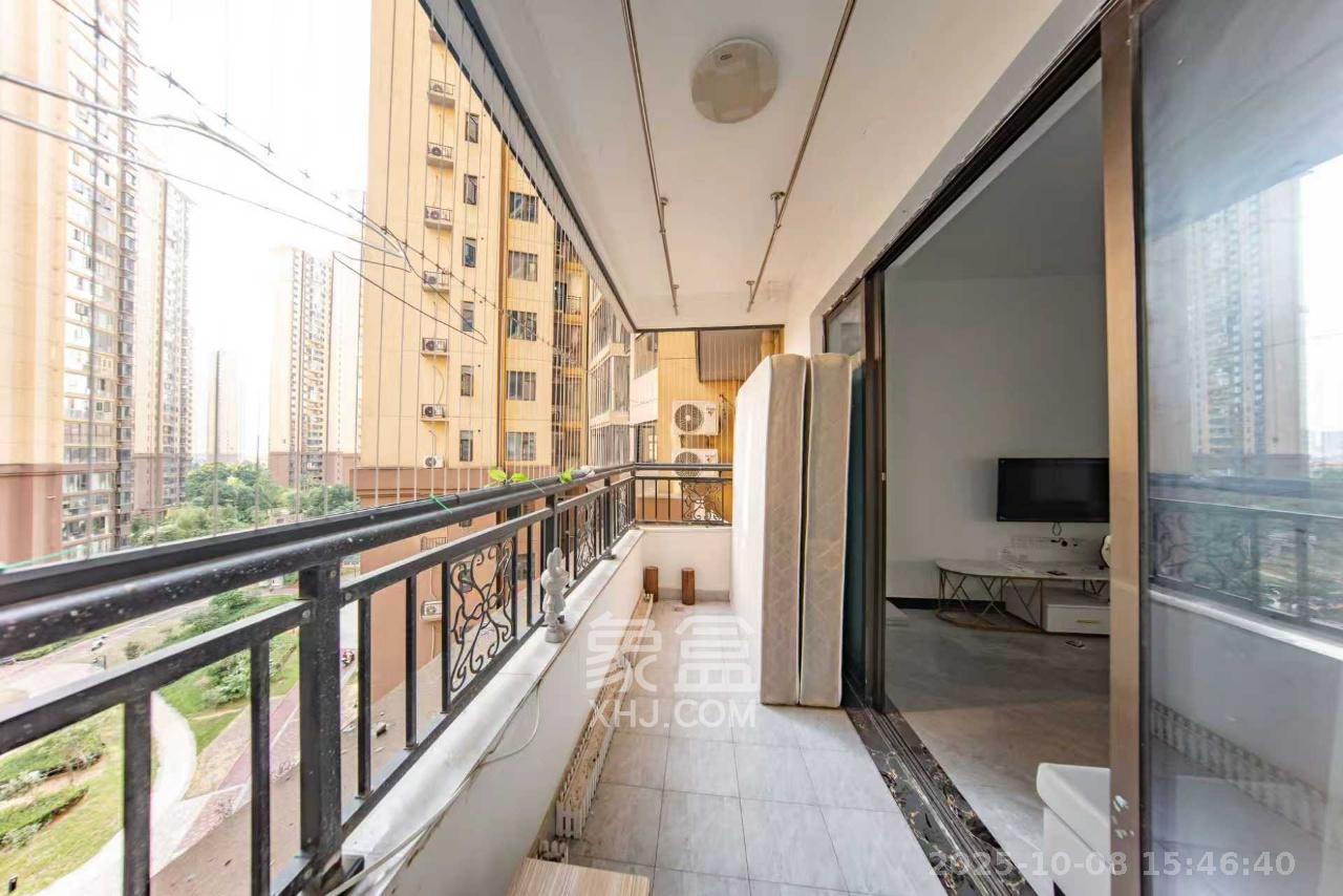 江山帝景哈佛  4室2厅2卫    2700.0元/月 江山帝景哈佛  4室2厅2卫    2700.0元/月室内图