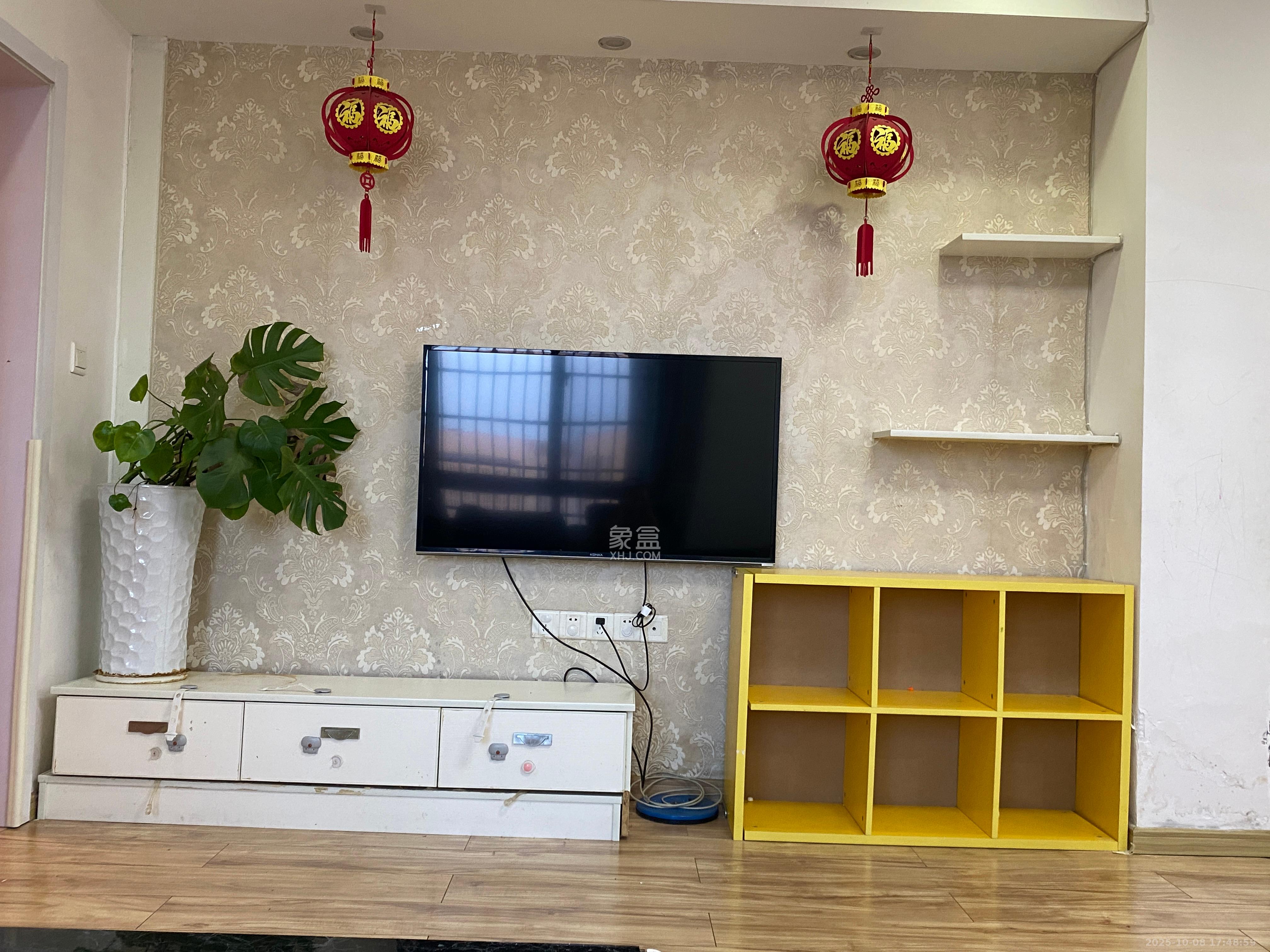 尊邸华庭  2室2厅1卫    2500.0元/月室内图