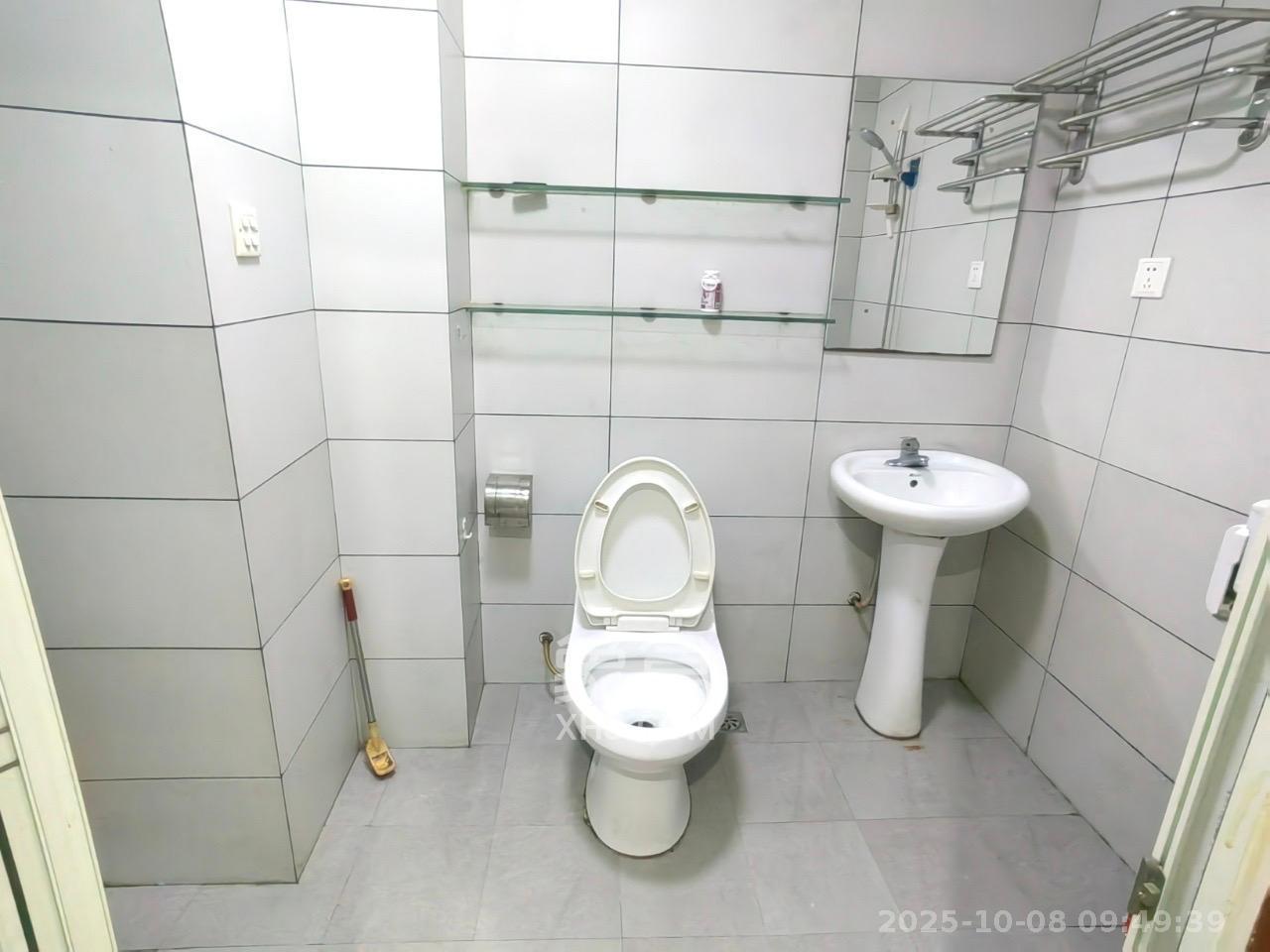 融圣国际  1室1厅1卫    1600.0元/月室内图