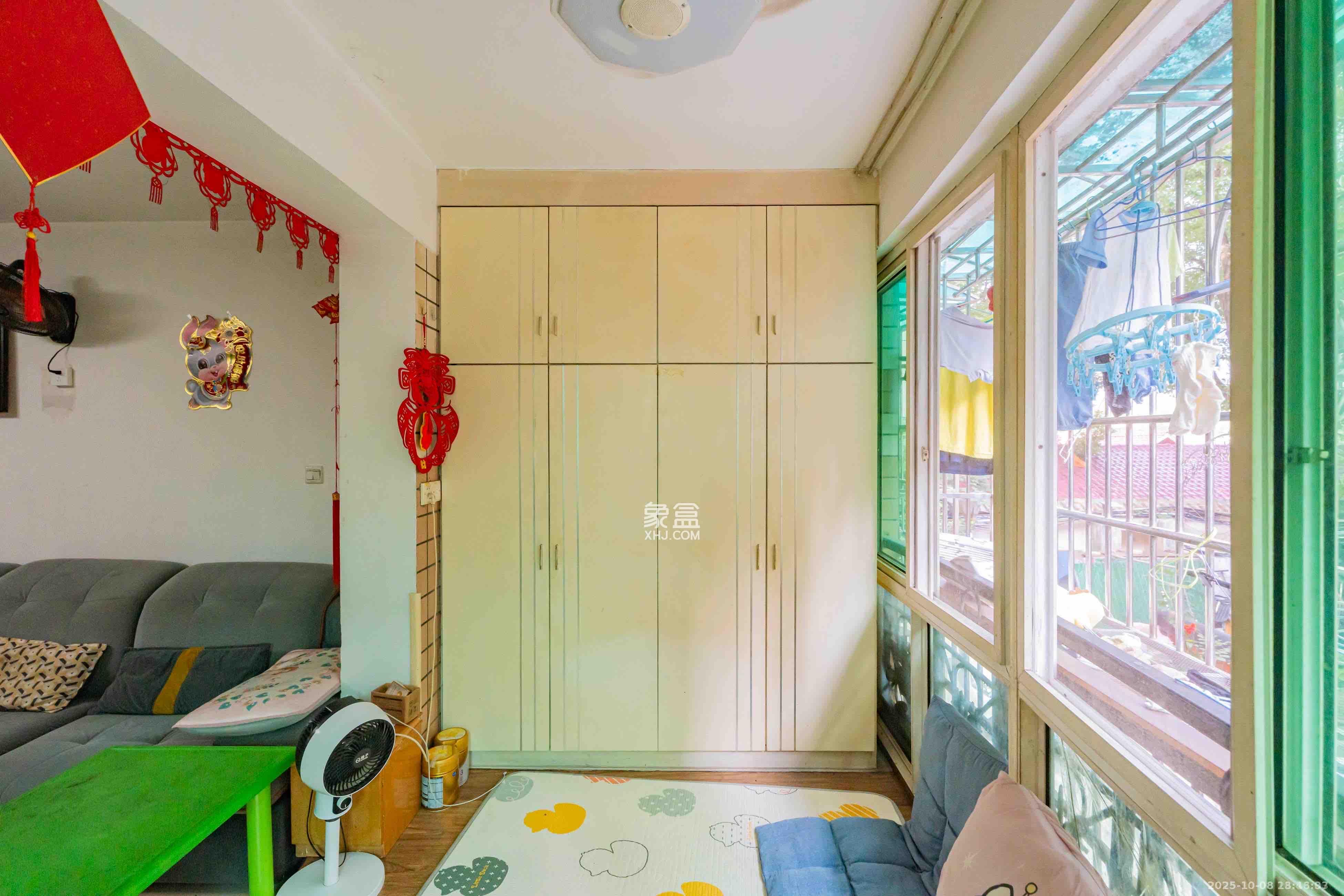 富湘园 3室2厅2卫 3000.0元/月 富湘园 3室2厅2卫 3000.0元/月室内图