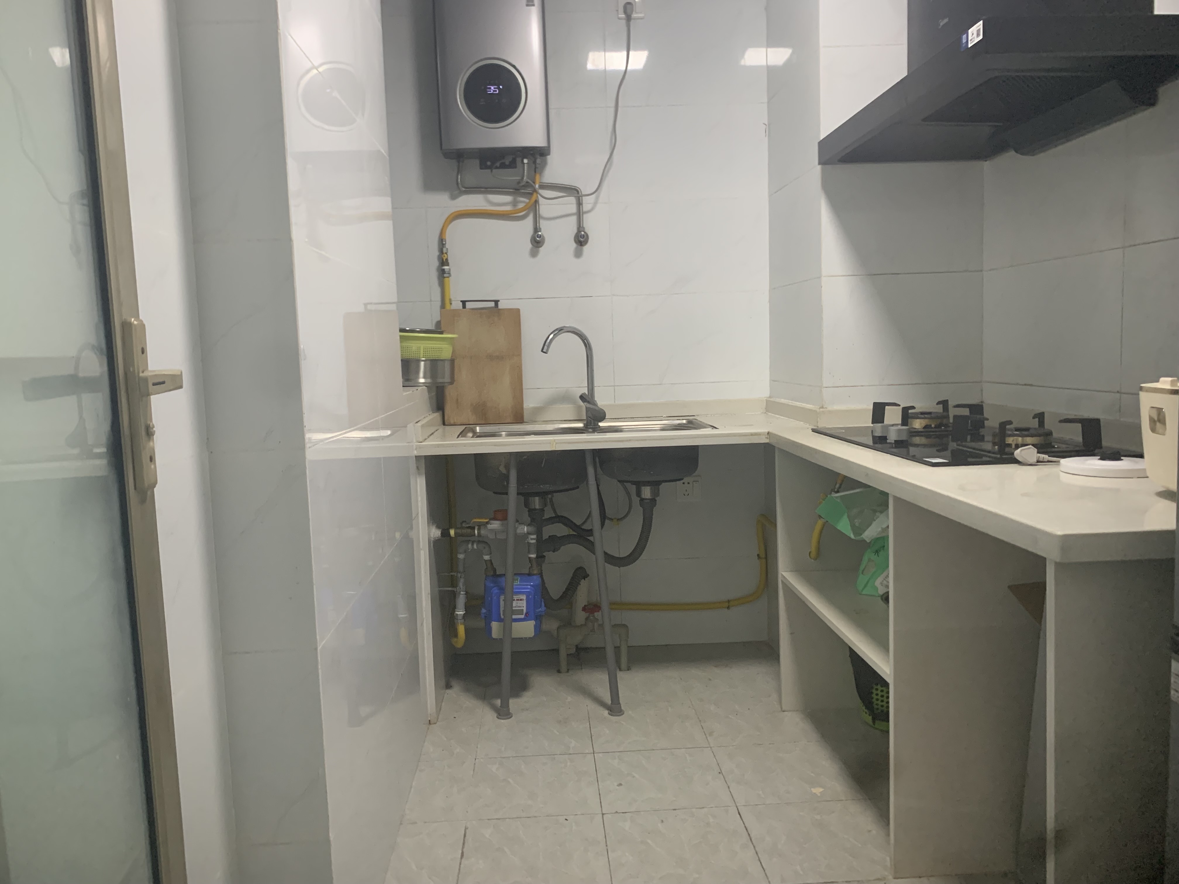 坡博家园五区  2室2厅1卫    2300.0元/月室内图