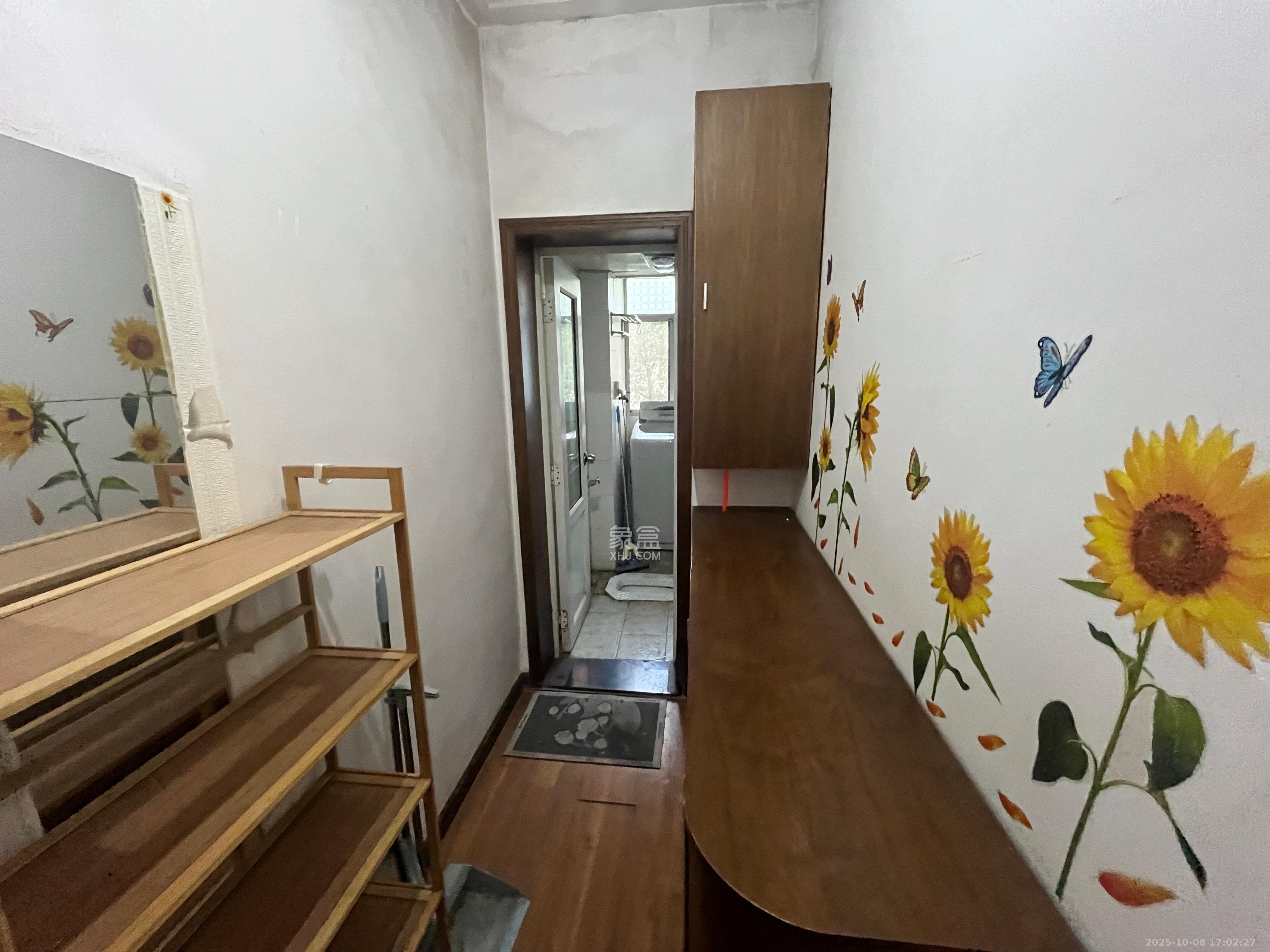 长重机械厂宿舍 2室1厅1卫 1300.0元/月 长重机械厂宿舍 2室1厅1卫 1300.0元/月室内图