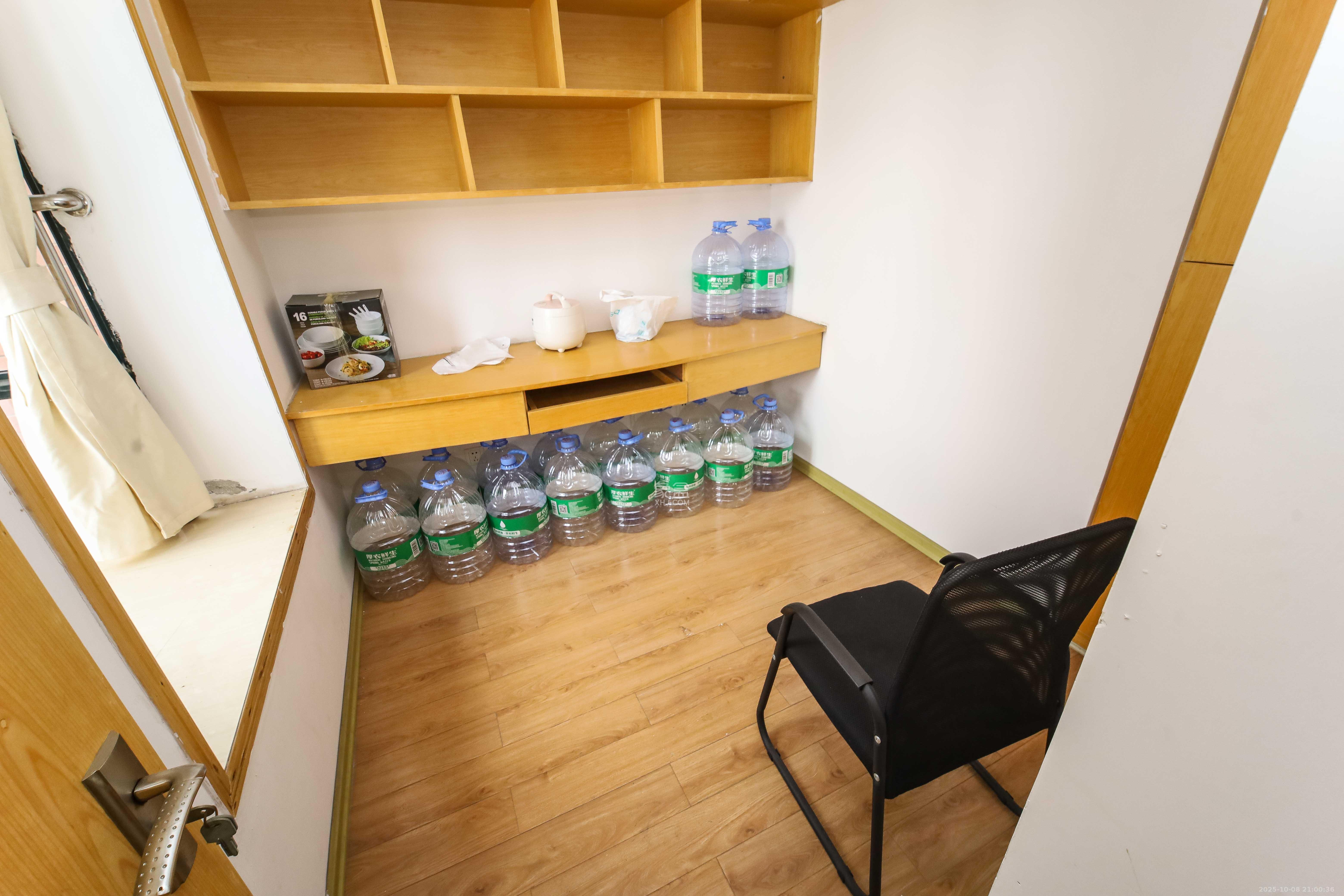 东玺门  3室1厅1卫    76.8万 东玺门  3室1厅1卫    76.8万卧室