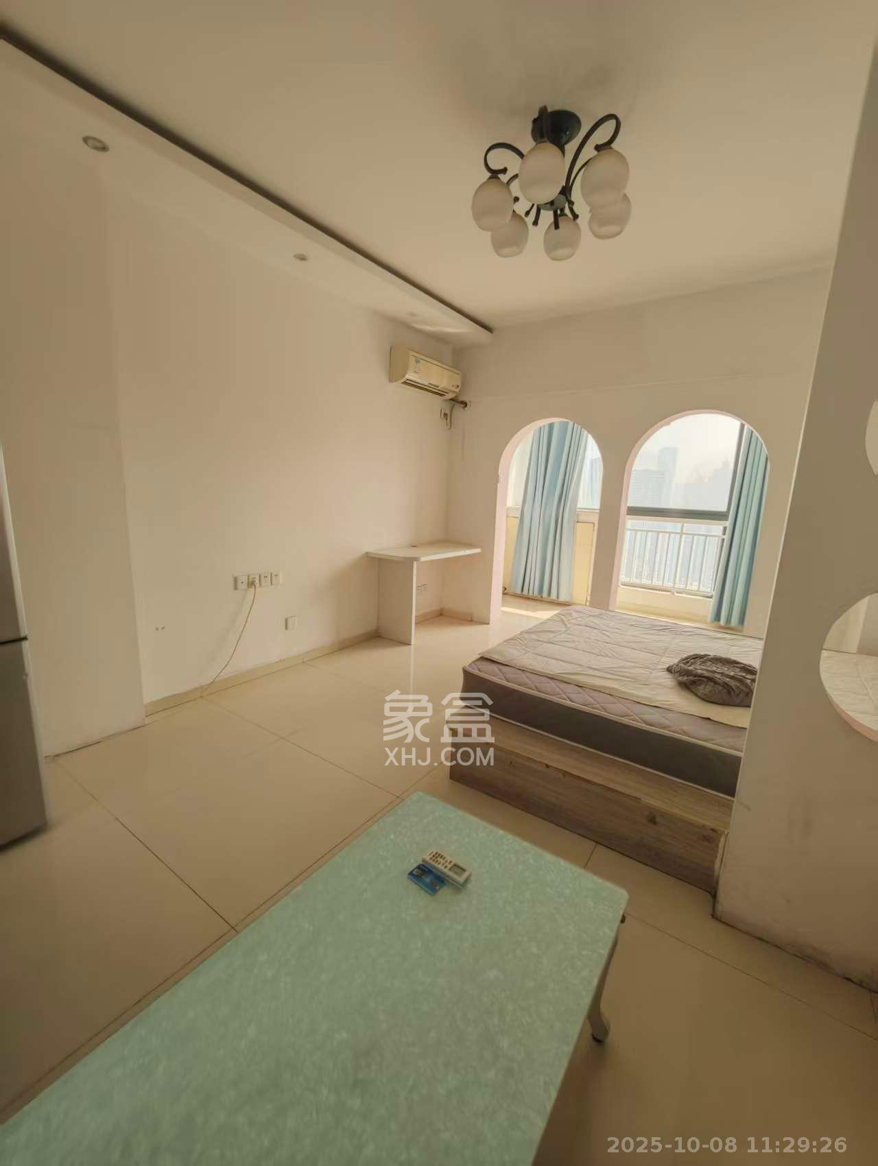 七彩丽都  1室1厅1卫    2000.0元/月室内图