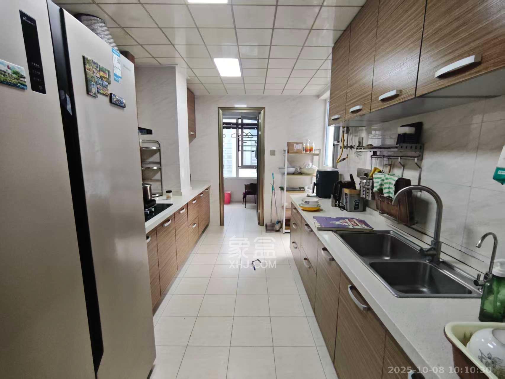 北辰三角洲E3区  4室1厅2卫    6000.0元/月室内图